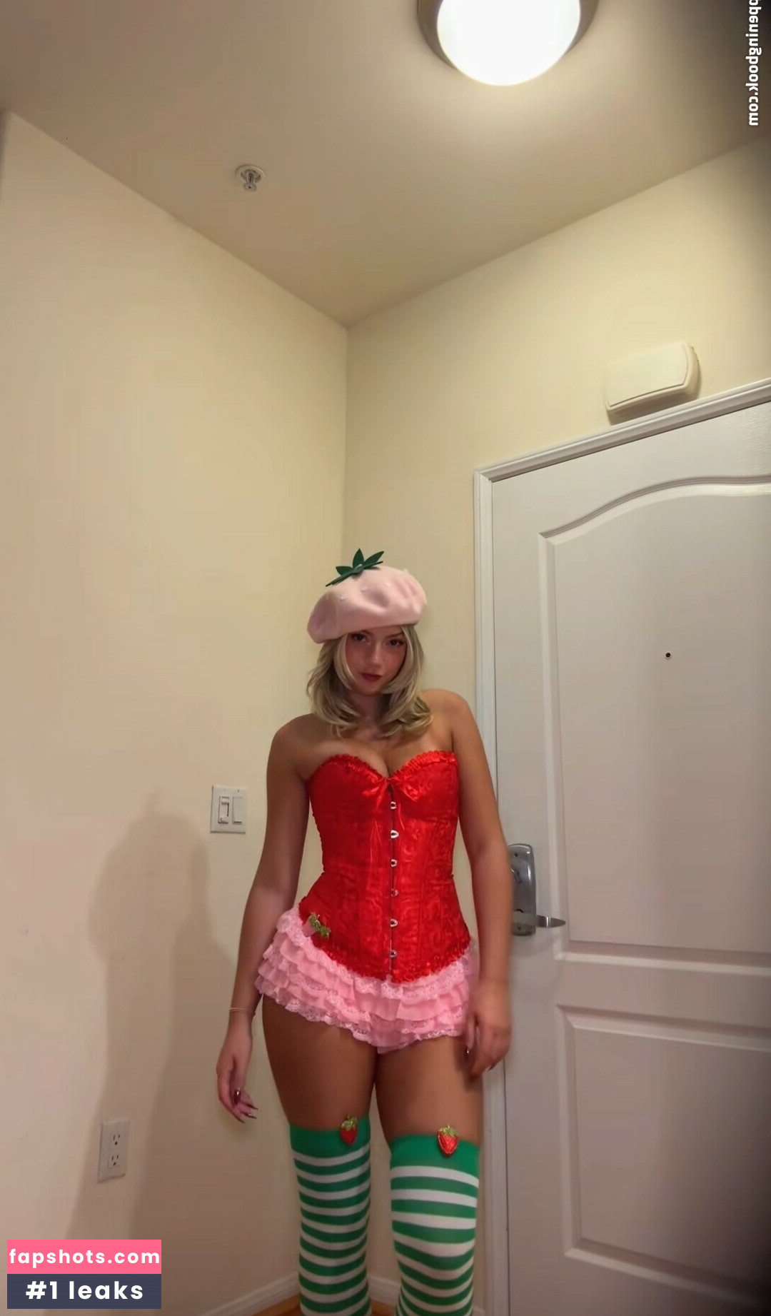 Sissy Sheridan gallery photo #2