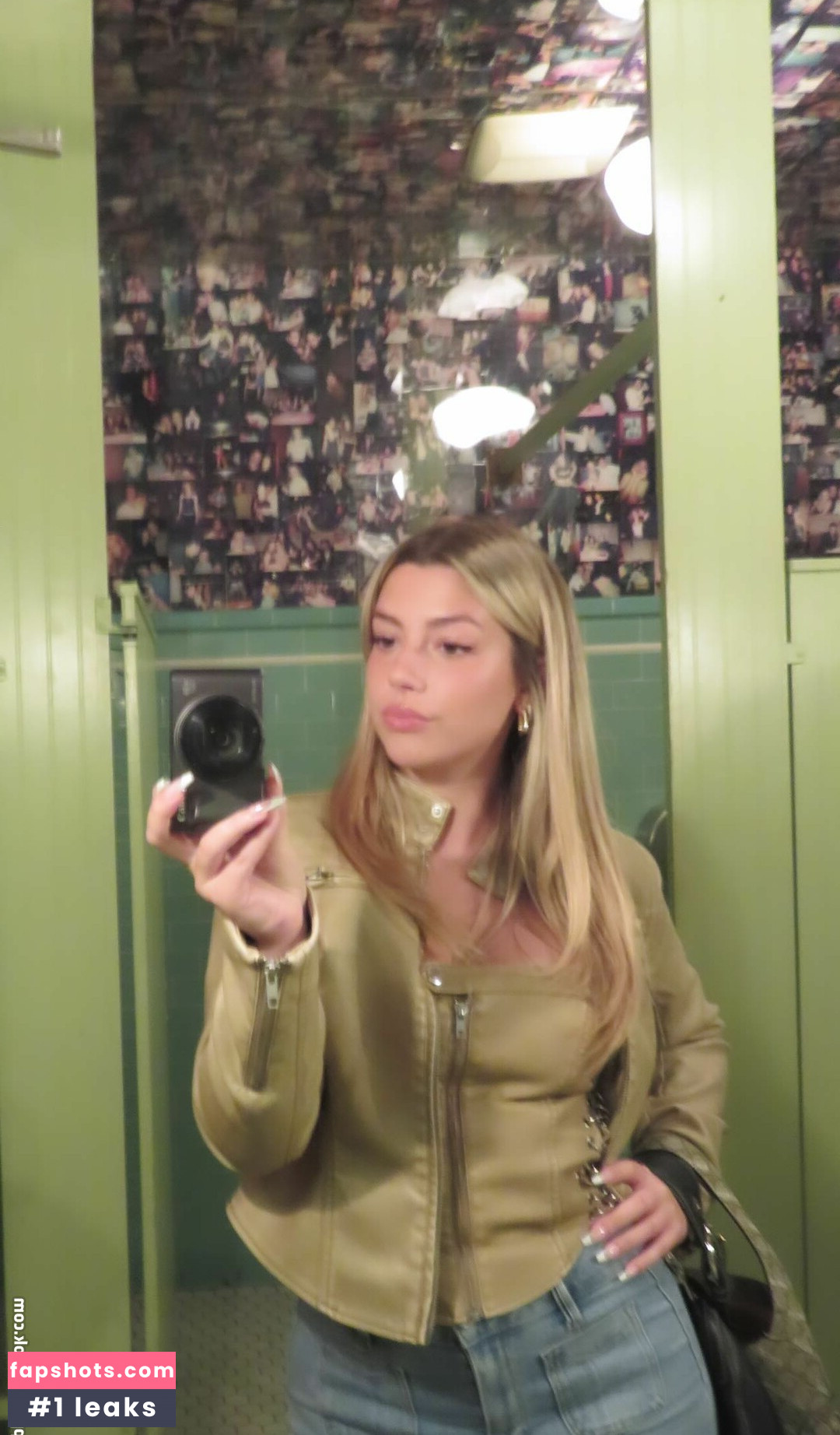 Sissy Sheridan gallery photo #15