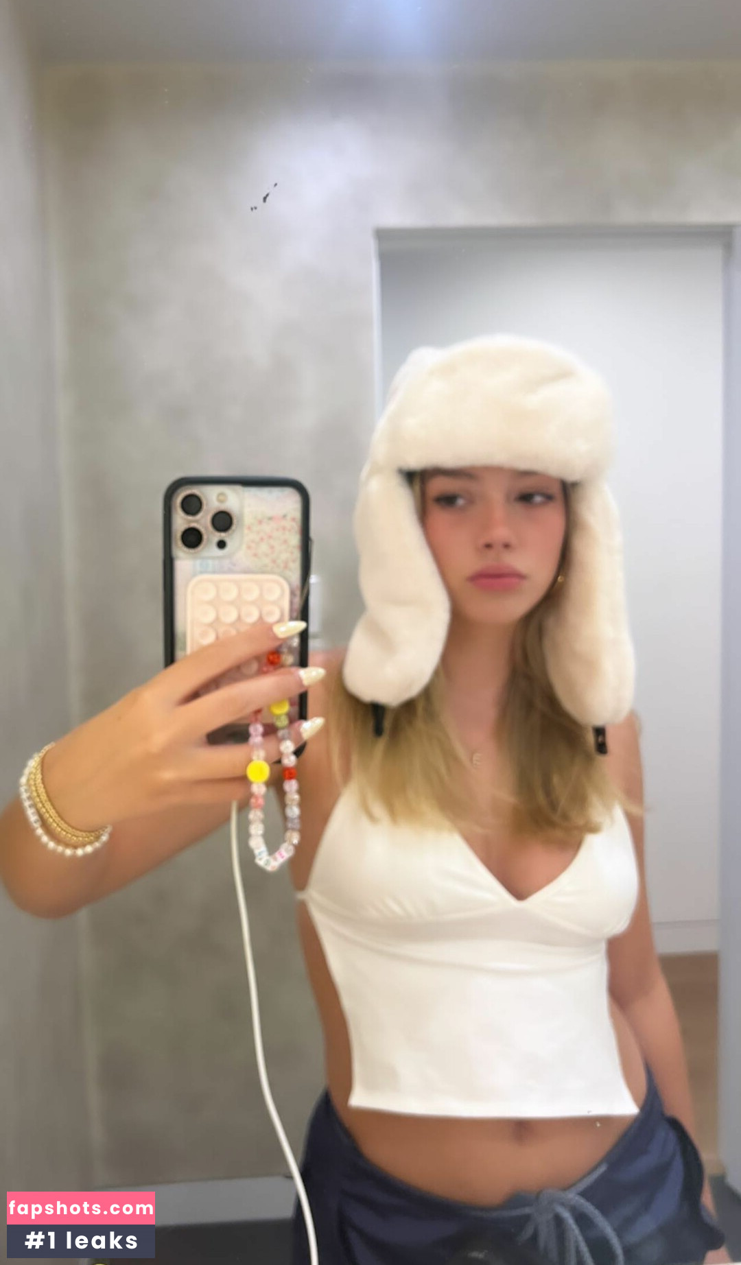 Sissy Sheridan gallery photo #26