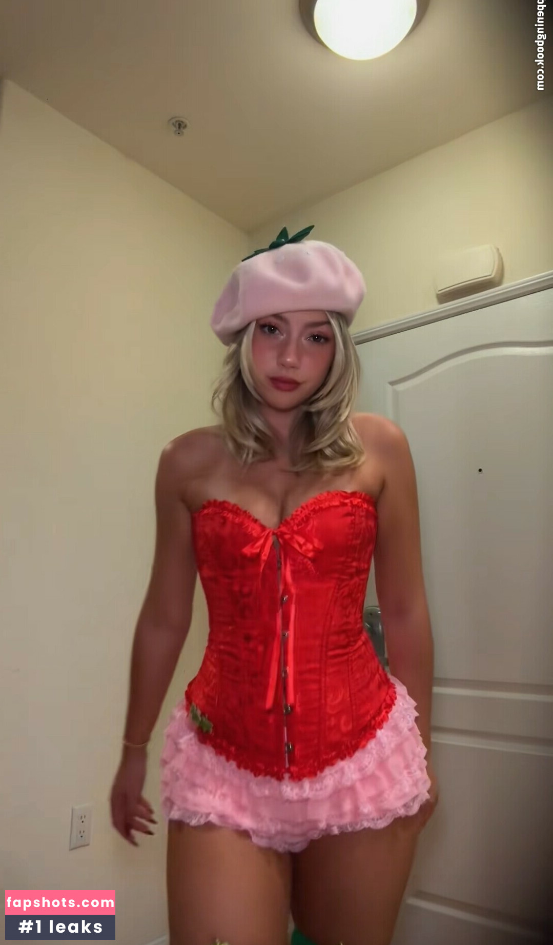 Sissy Sheridan gallery photo #4