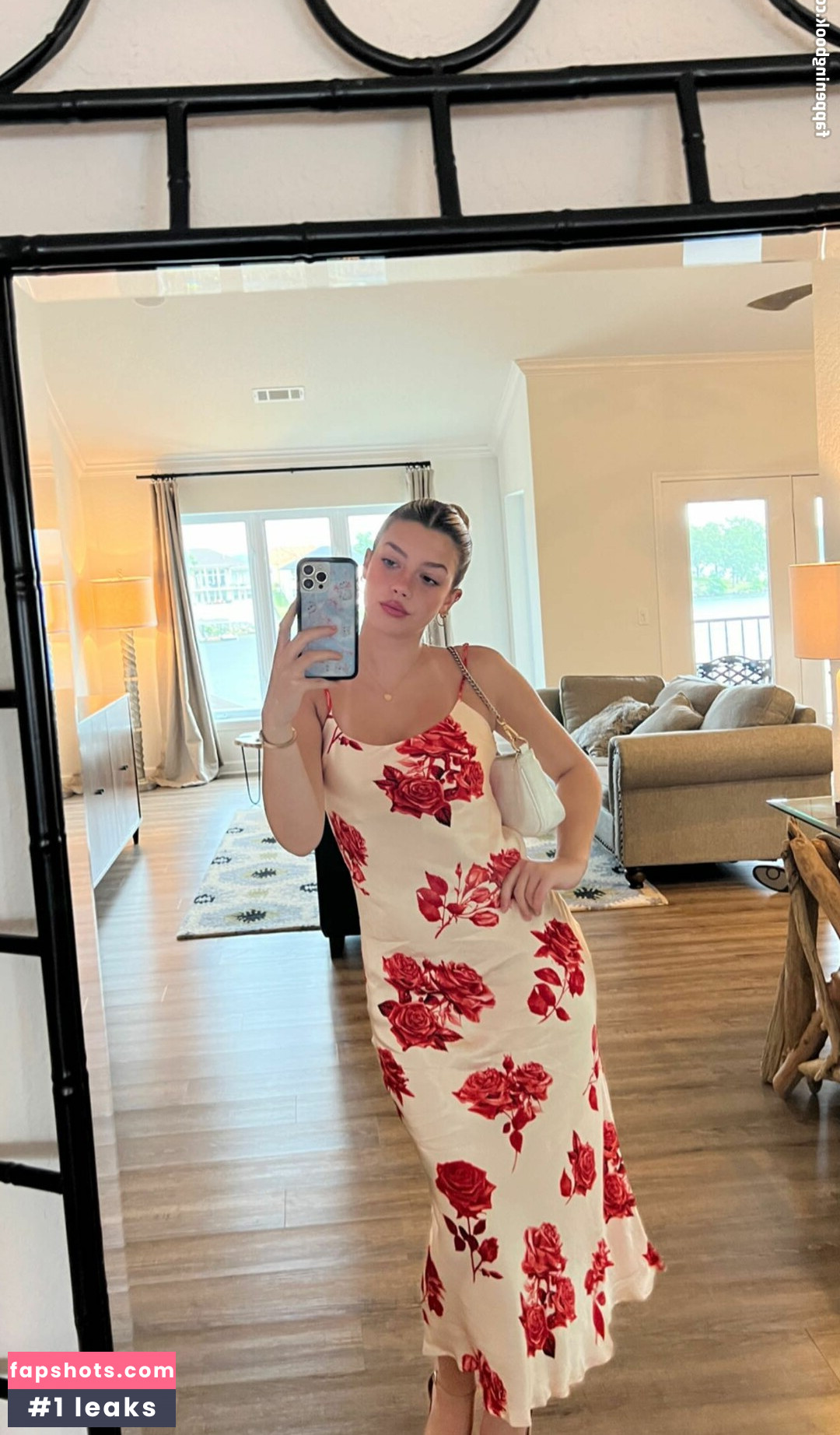 Sissy Sheridan gallery photo #55