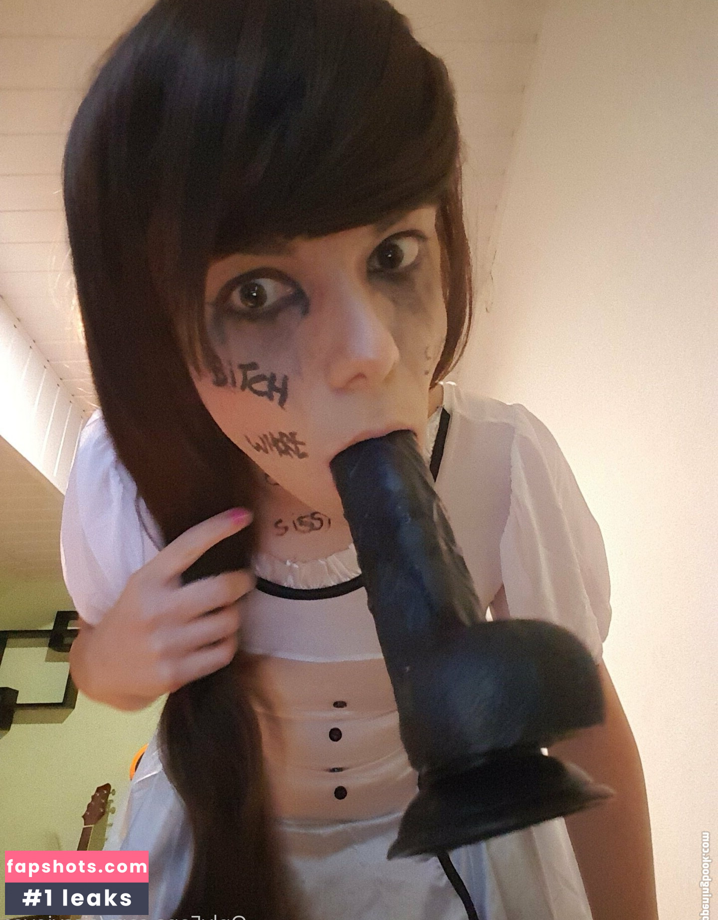 SissyJoyce gallery photo #96