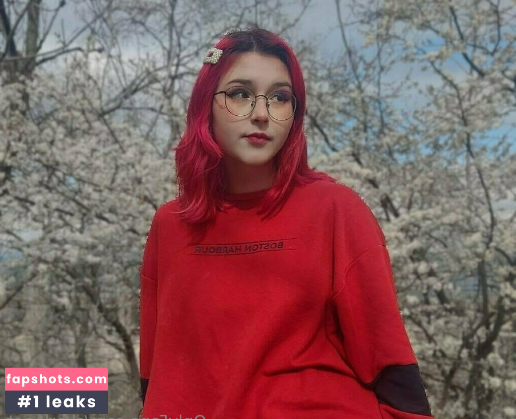 skarleeet nude babe gallery