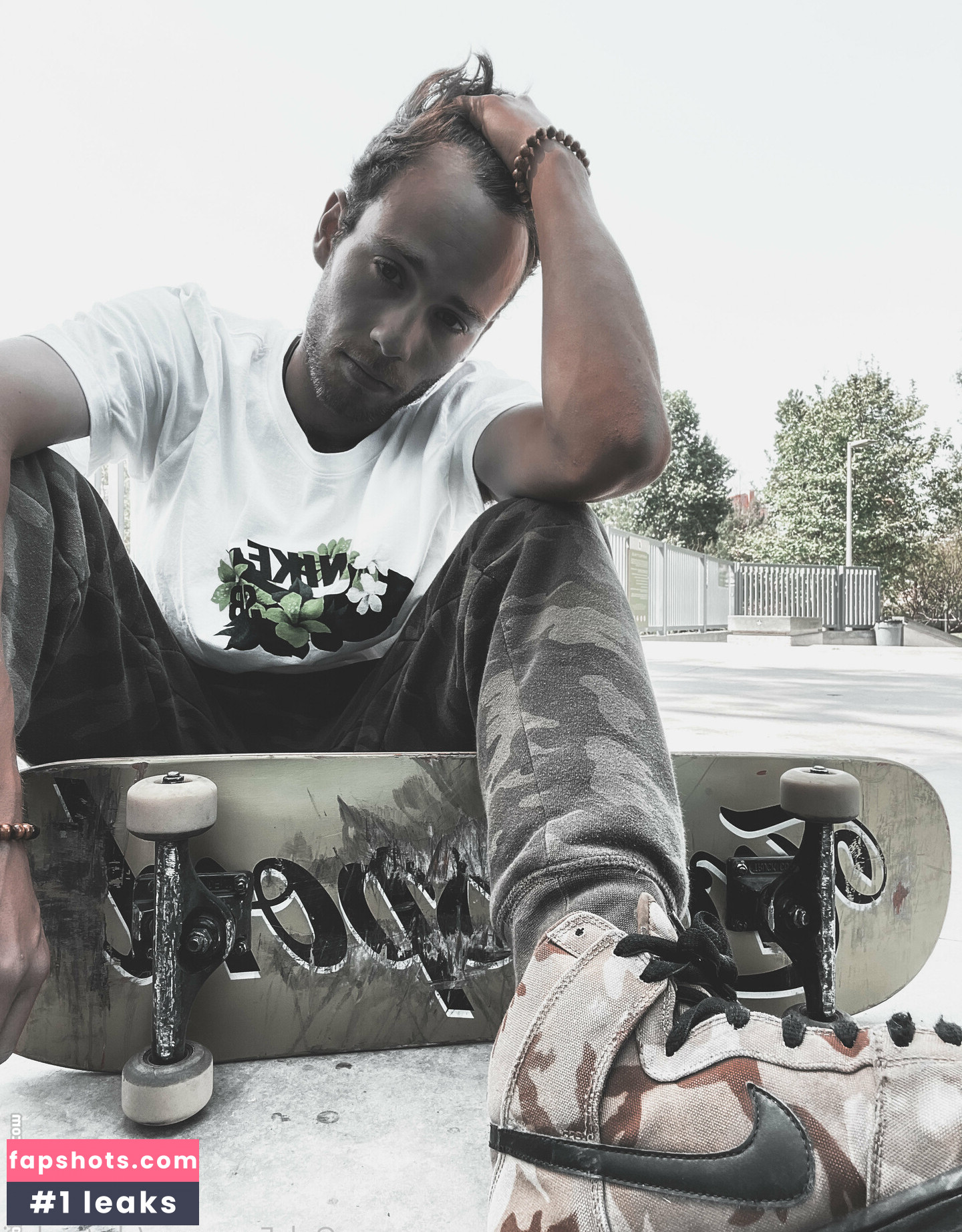 skaterrboi Nude Leaks OnlyFans Photos #14 - LeakJerk
