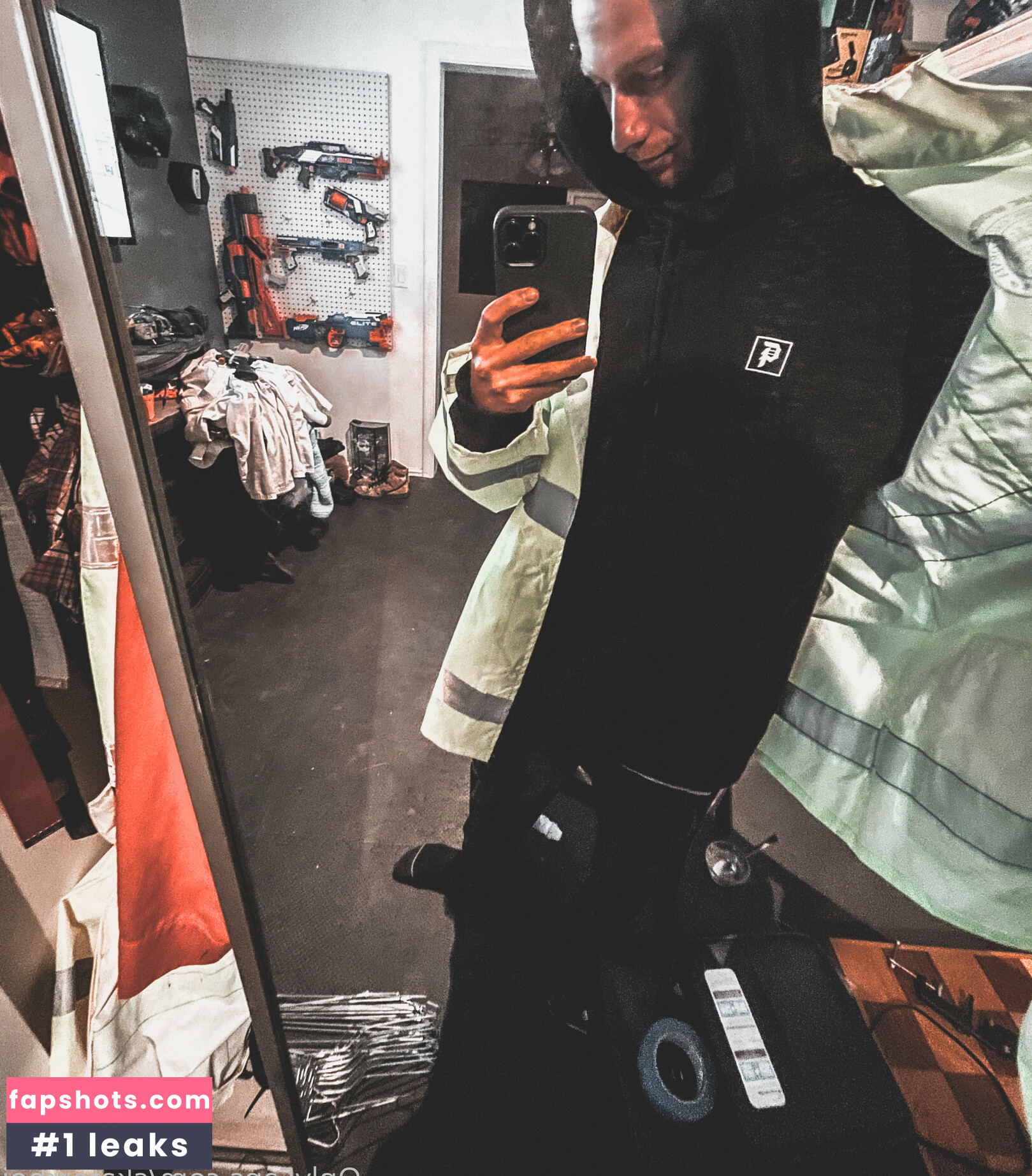 skaterrboi Nude Leaks OnlyFans Photos #29 - LeakJerk