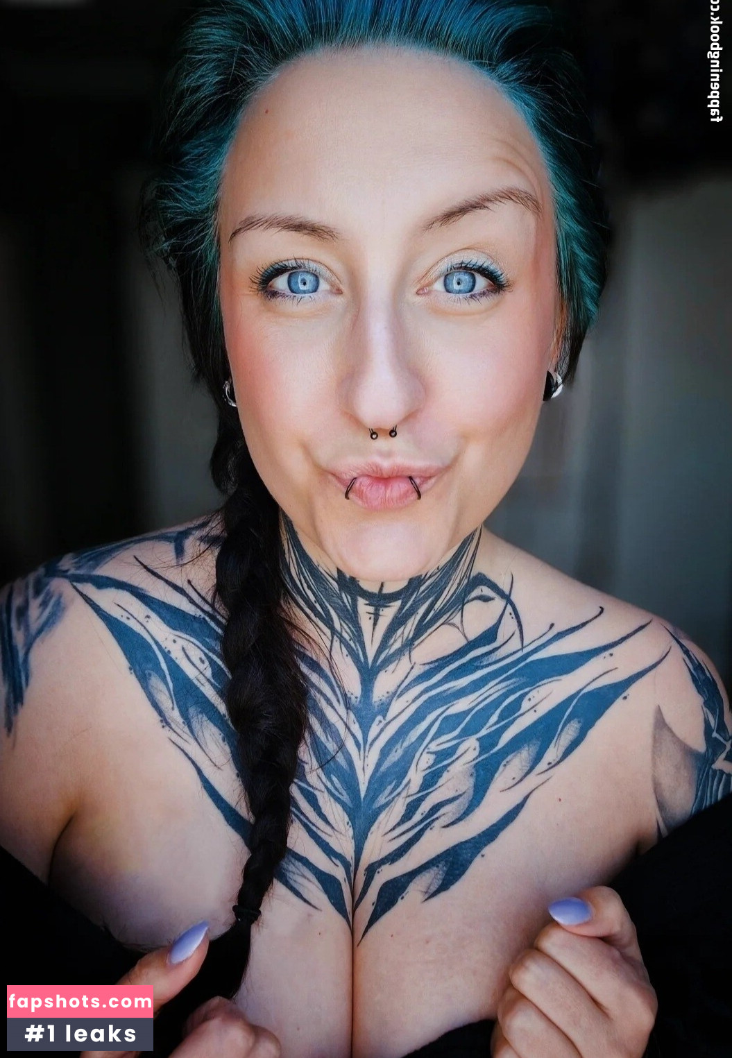 Skelli gallery photo #5