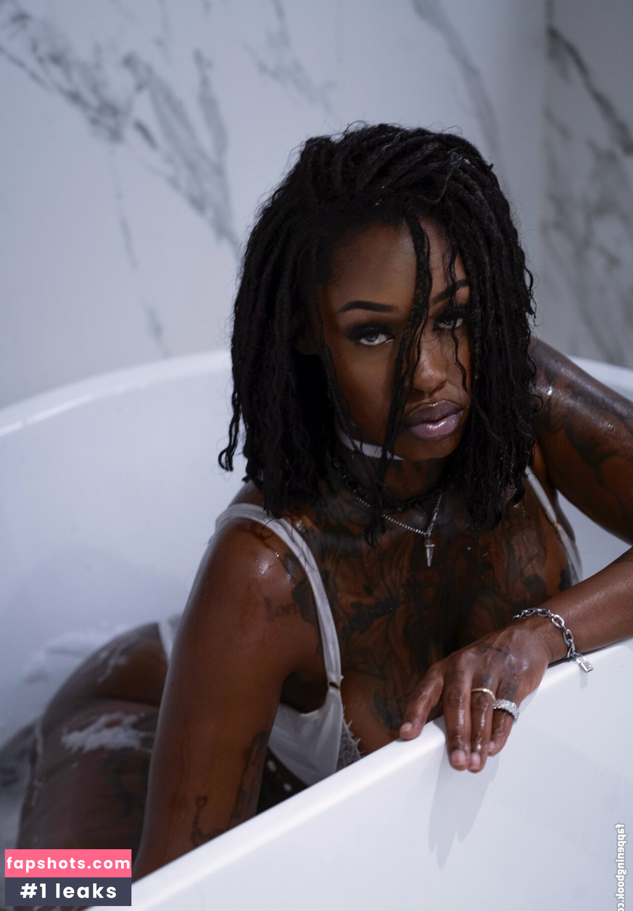 Skoobi3 Nahé úniky fotek pouze od fanoušků #11 - Fapshots