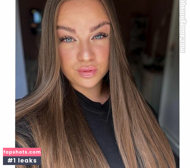 Skorka Kitti gallery photo #9