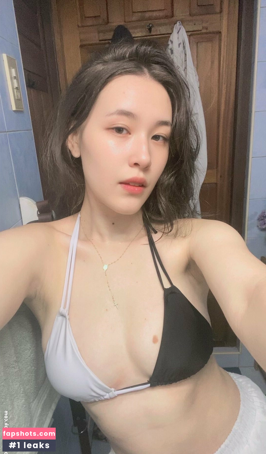 Skwid nude babe gallery