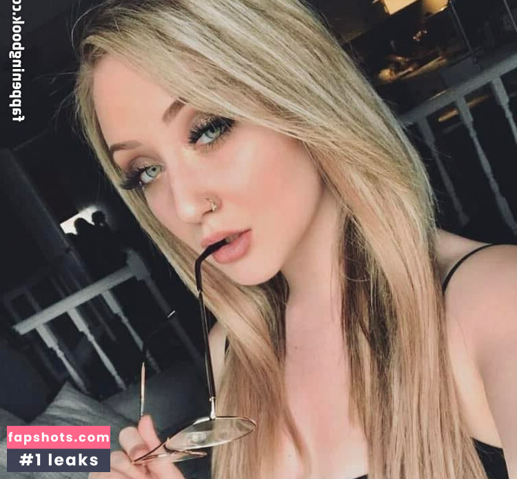 Sky Mckenzie gallery photo #3