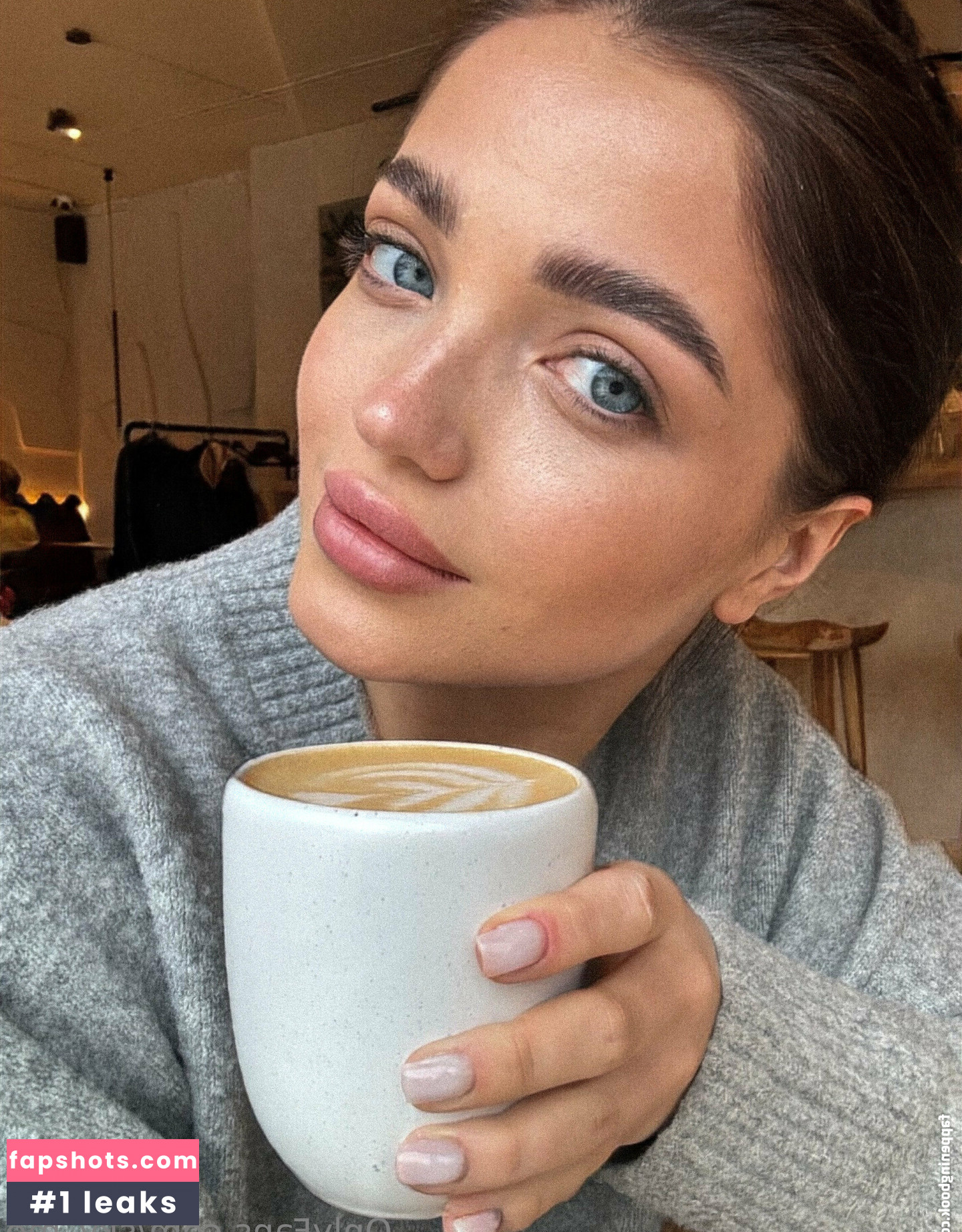 sky_me nude babe gallery