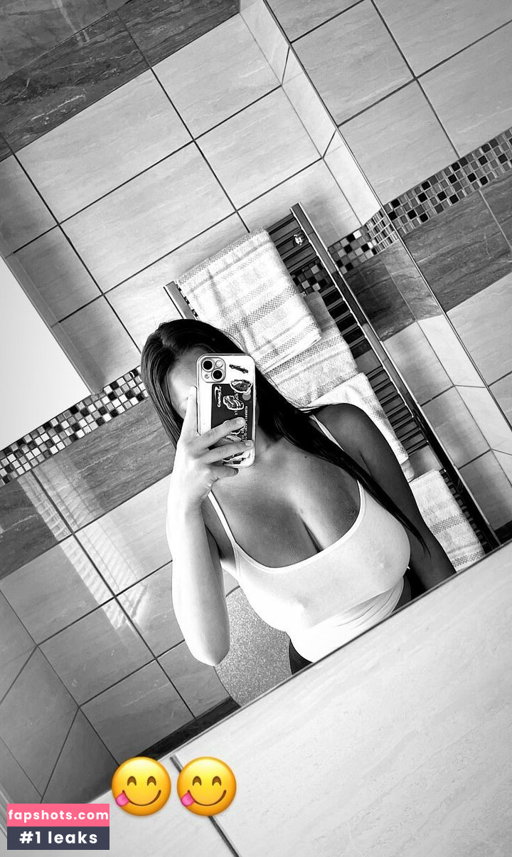 Skye Goddard Nude Leaks OnlyFans Photos #7 - LeakJerk