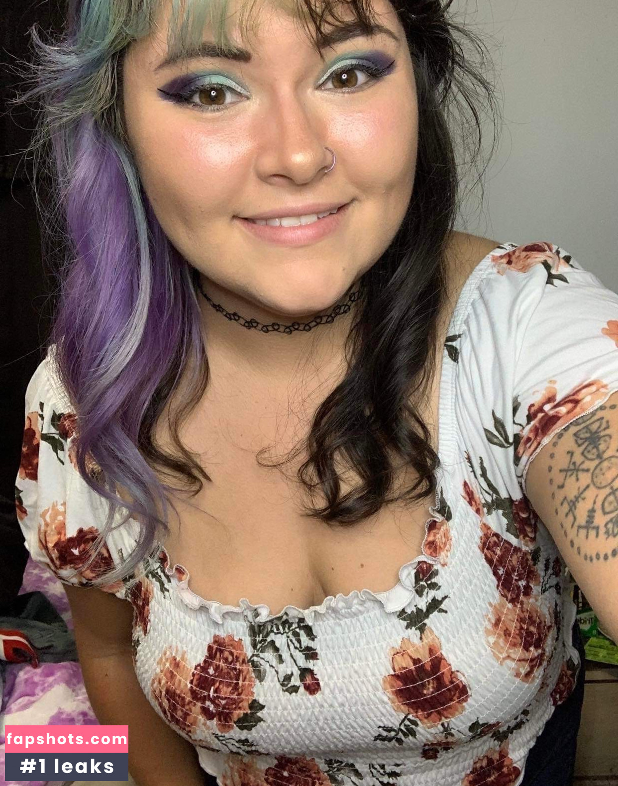 SkyebellaXXX gallery photo #25