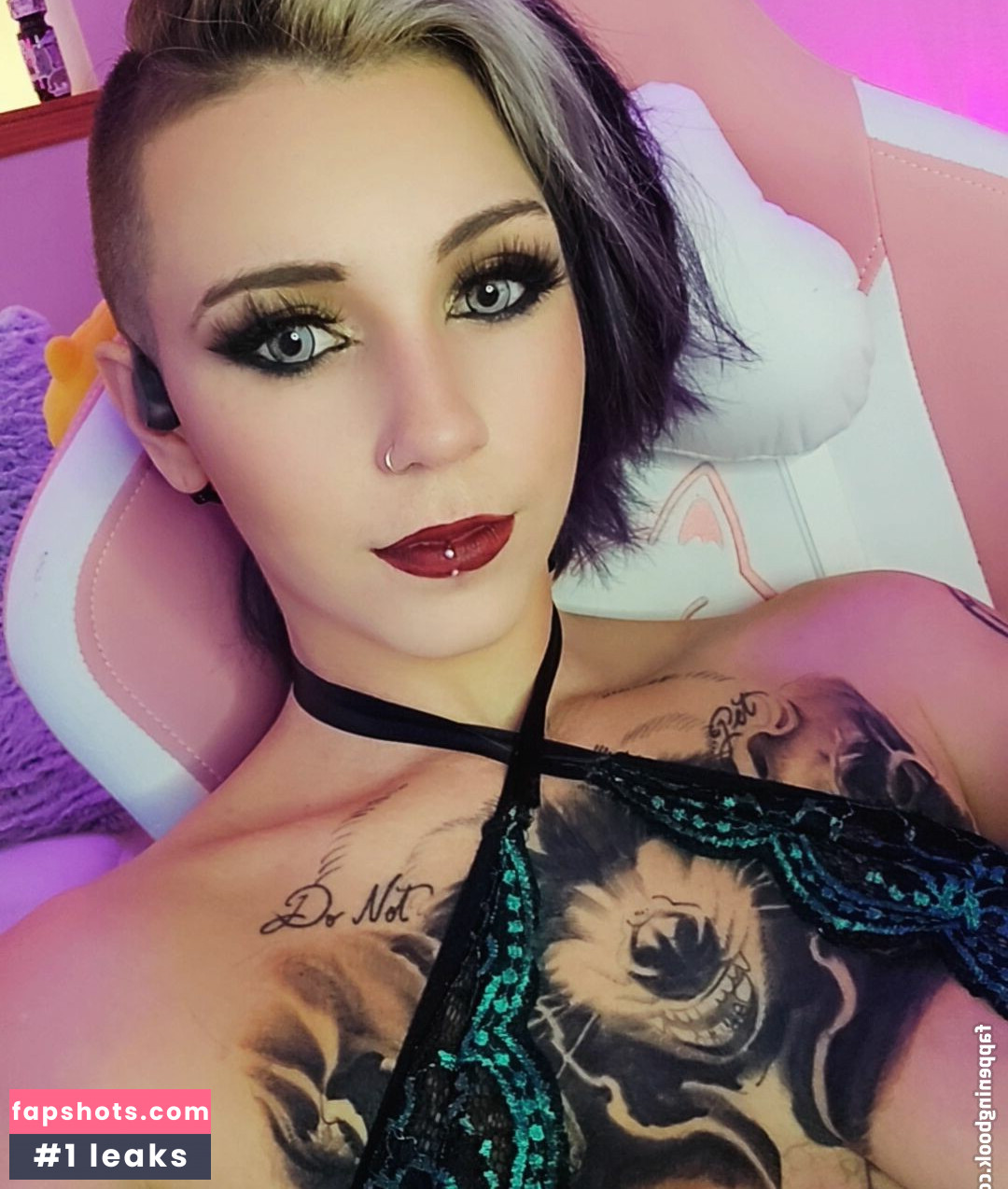 Skylar Calico gallery photo #58