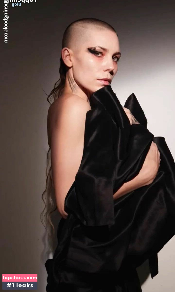 Skylar Grey gallery photo #18