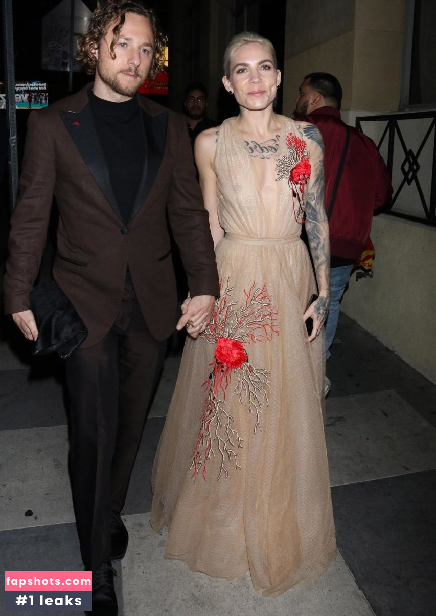 Skylar Grey gallery photo #44