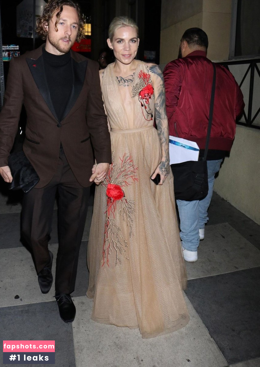 Skylar Grey gallery photo #45