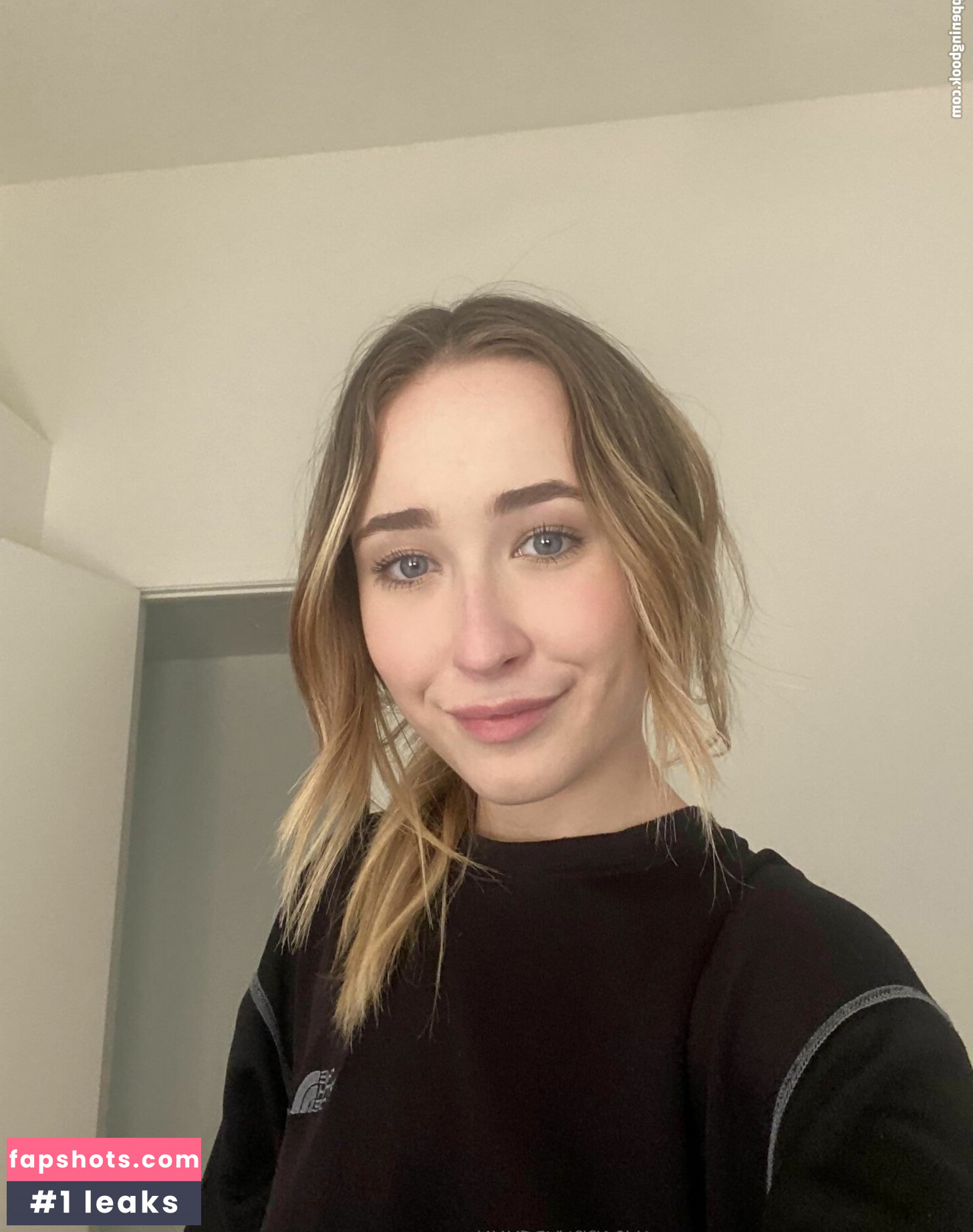 Skylar Sapphyre gallery photo #22