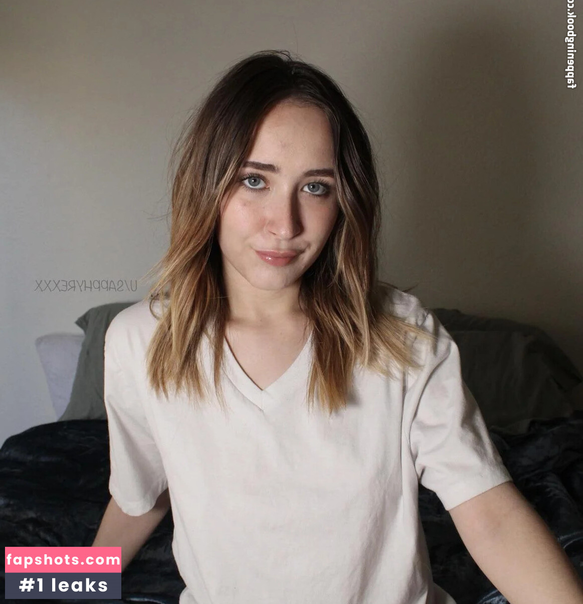 Skylar Sapphyre gallery photo #31