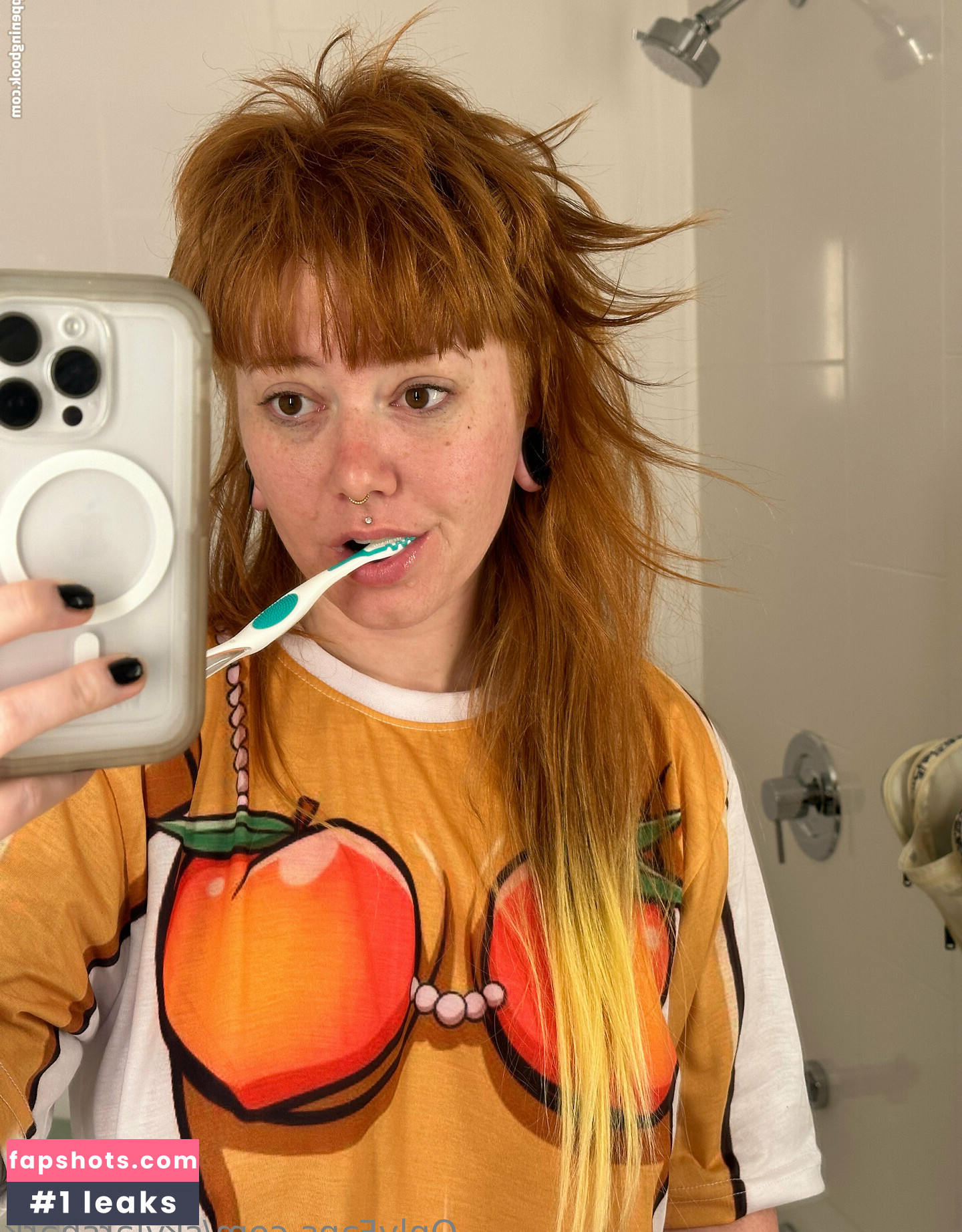 Skylarshark gallery photo #25