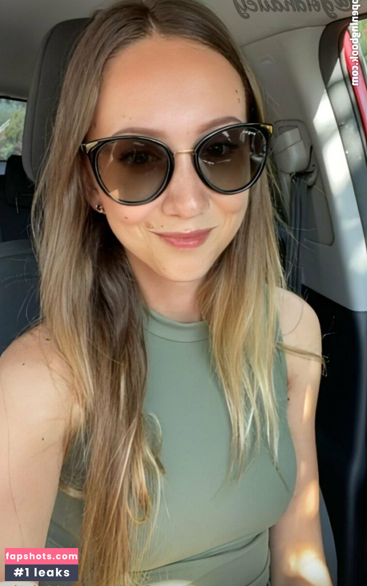 skylayla gallery photo #24