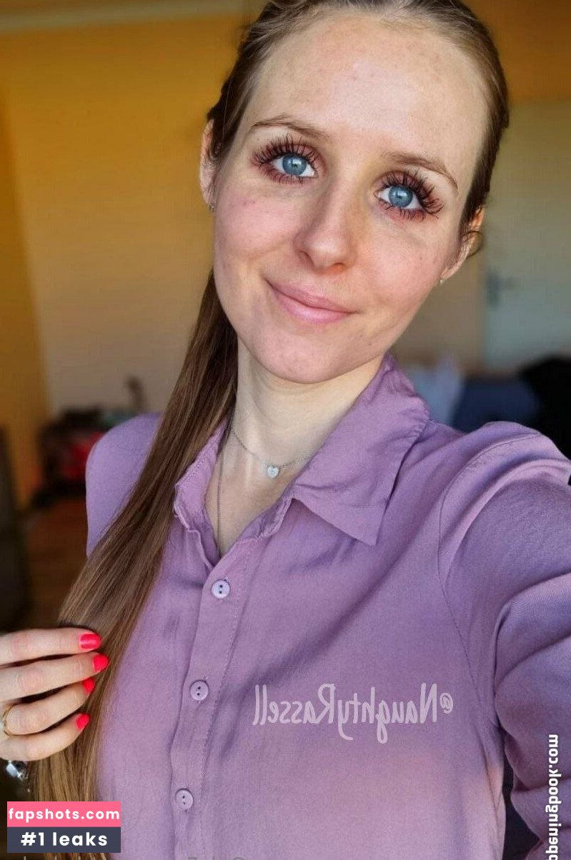 skylayla gallery photo #9