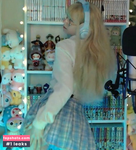 Skymi_chan Nude Leaks OnlyFans Photos #54 - LeakJerk