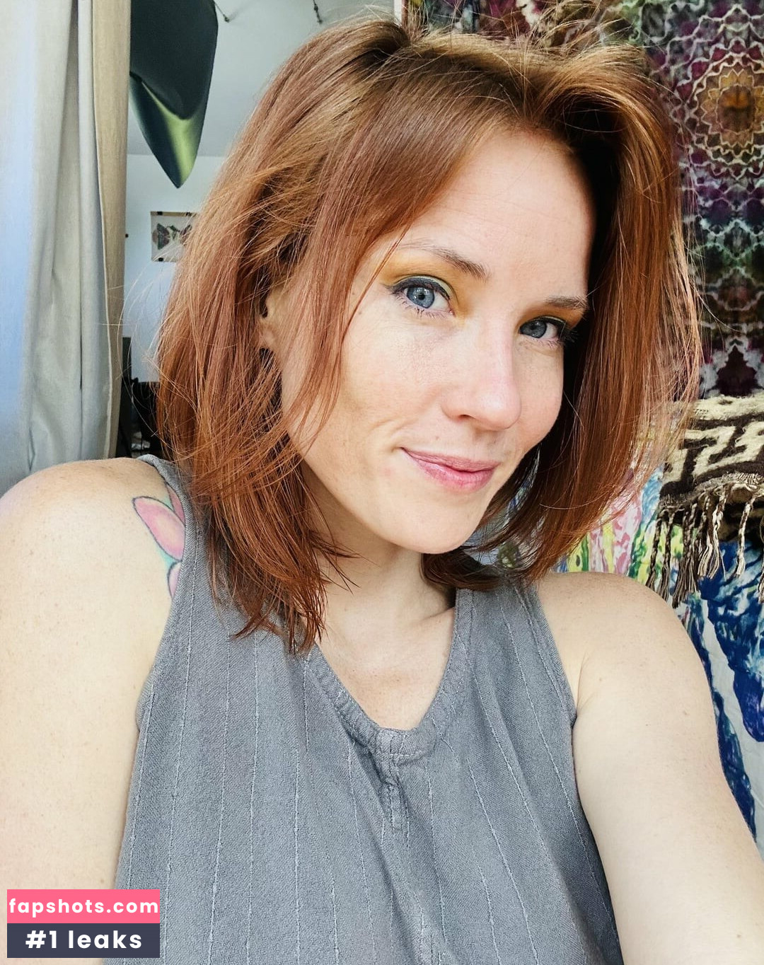 Skyra Fox gallery photo #20