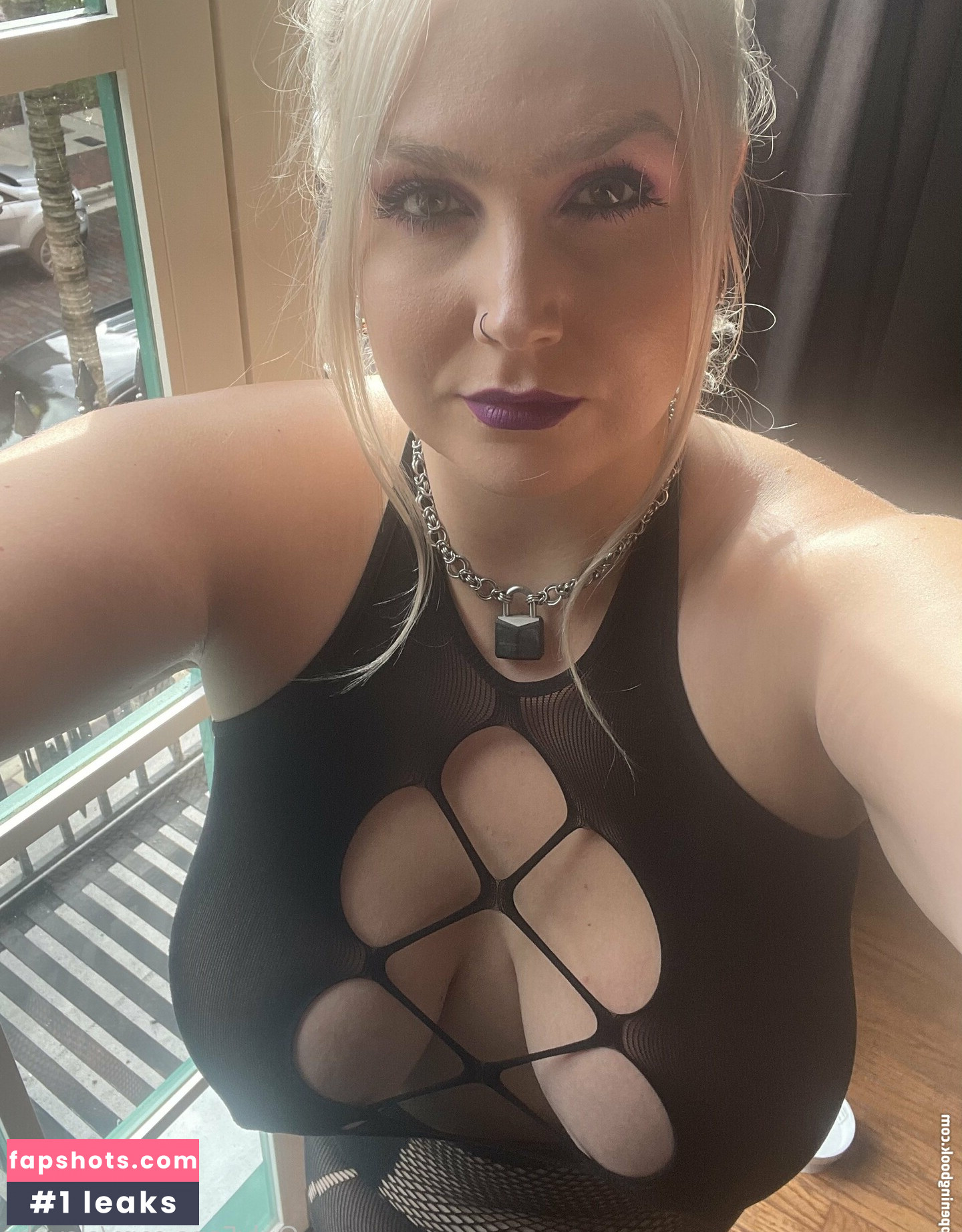 SlaveBC gallery photo #25