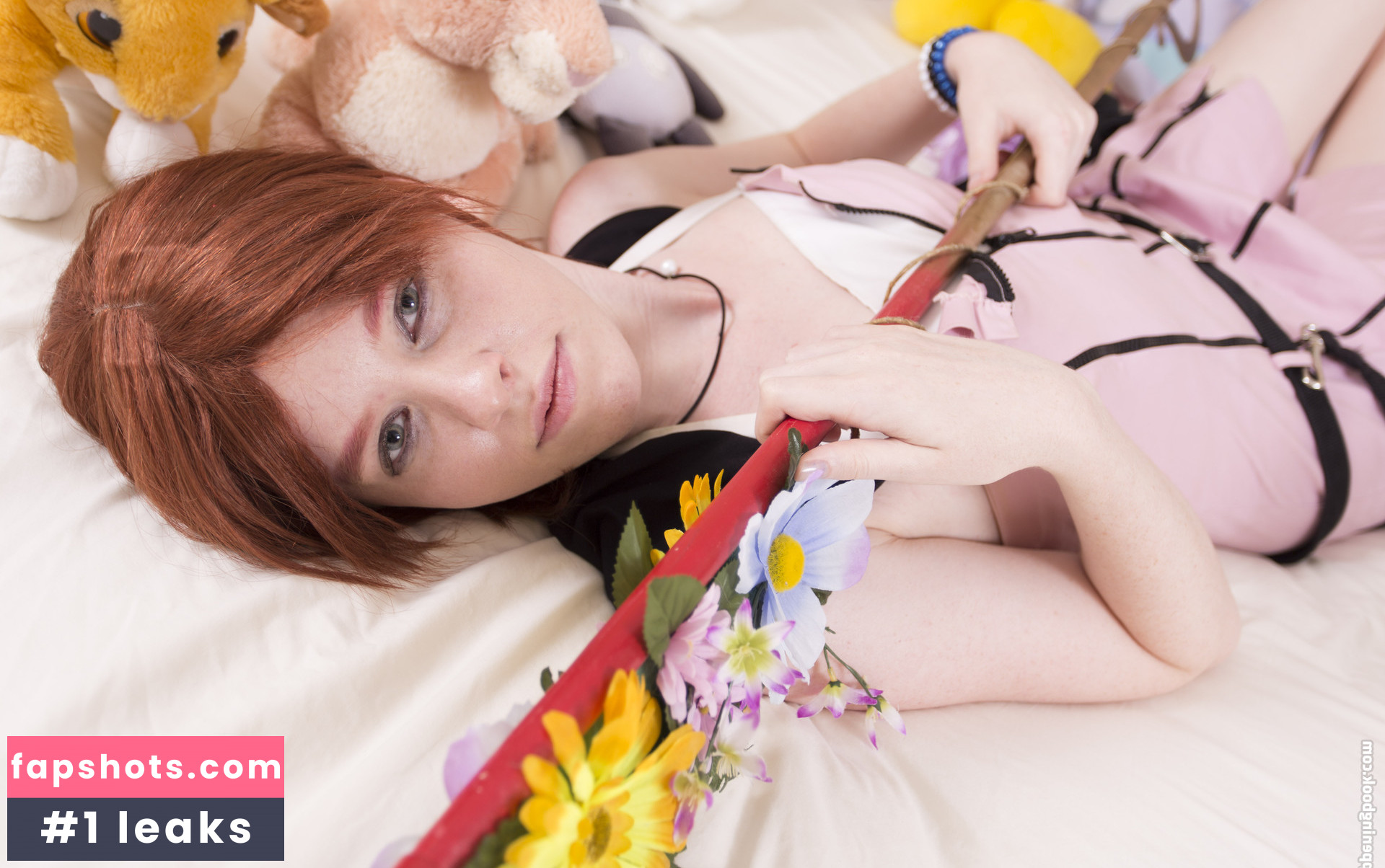 Sleeping Queen Nude Leaks OnlyFans Photos #13 - LeakJerk