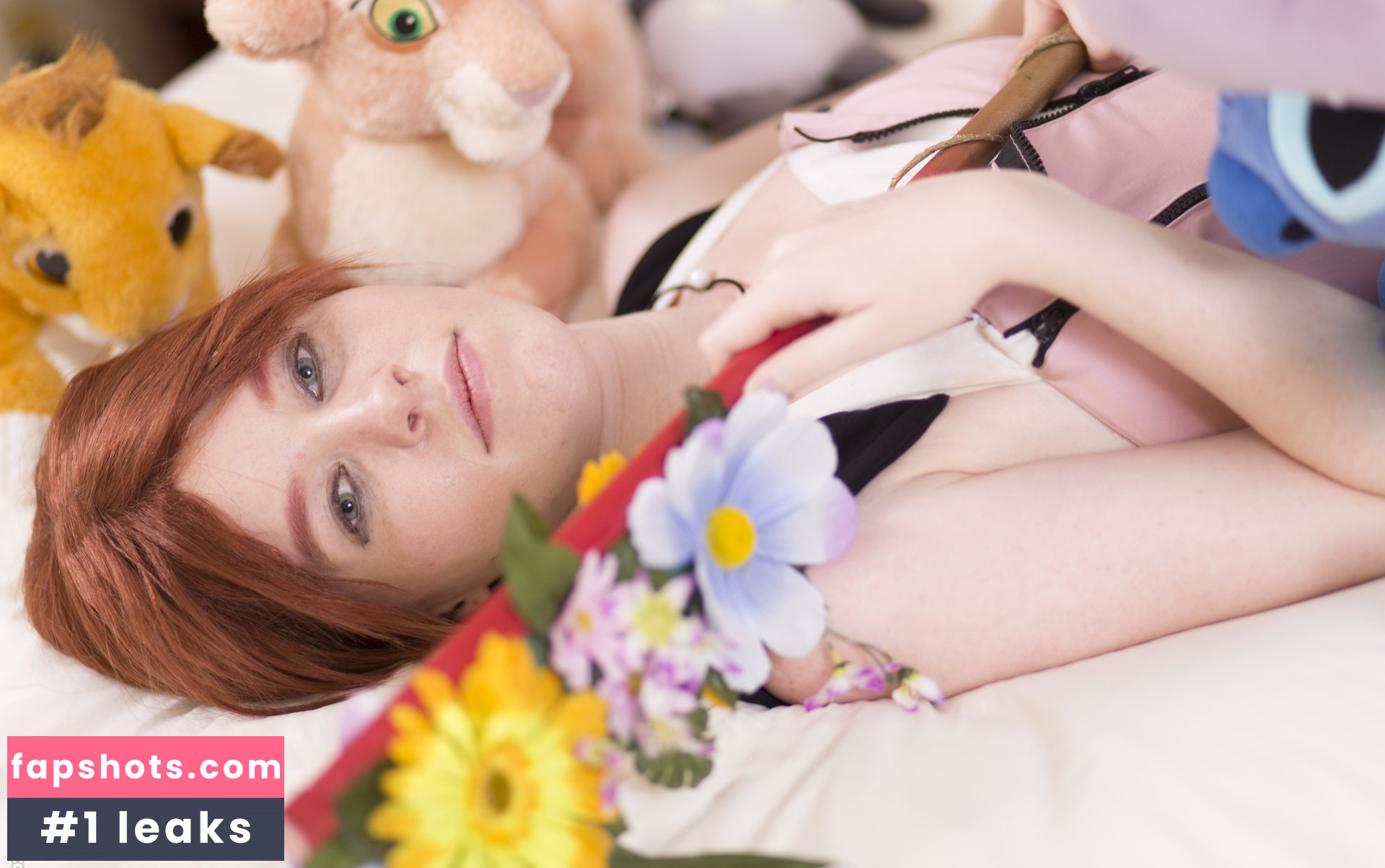 Sleeping Queen Nude Leaks OnlyFans Photos #35 - LeakJerk