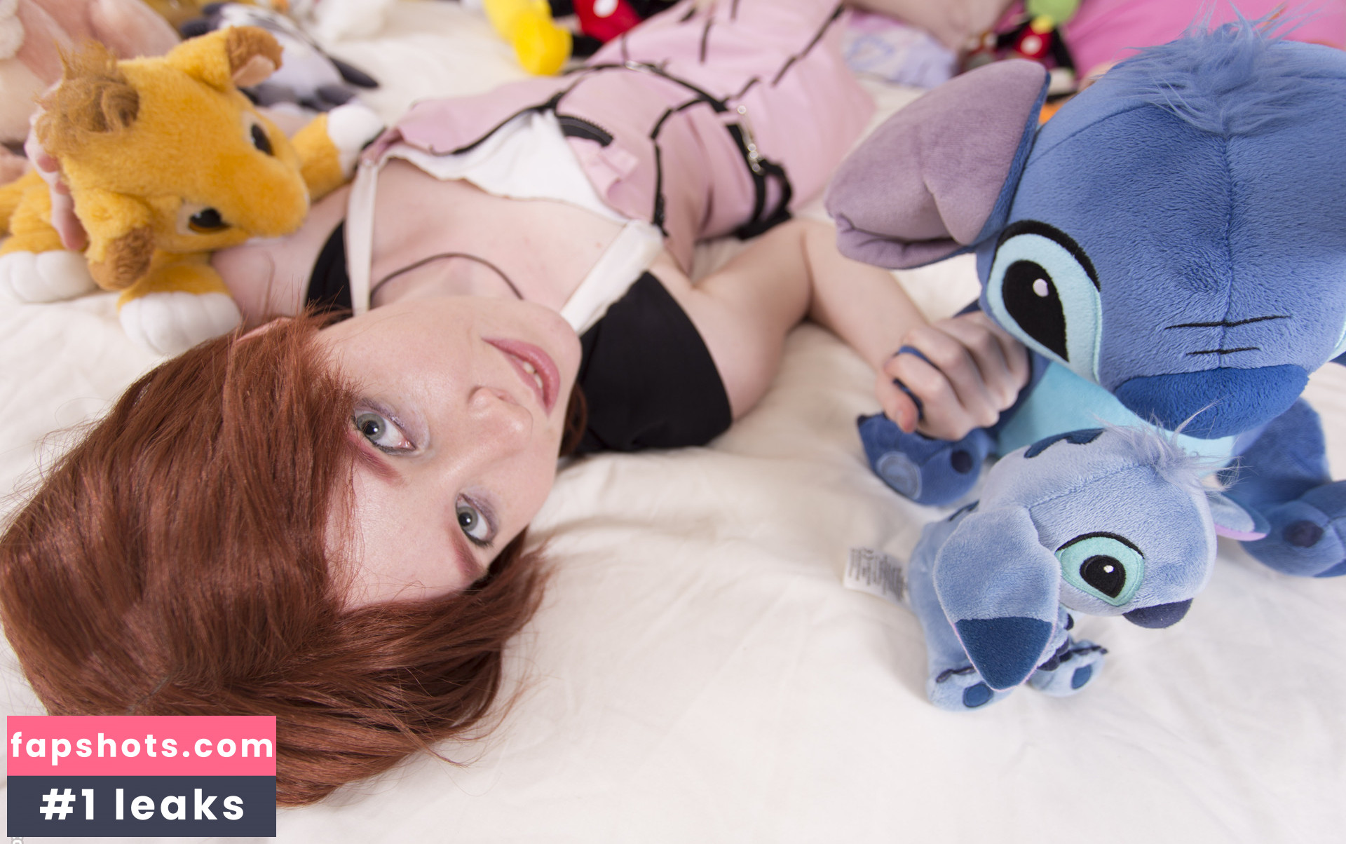 Sleeping Queen Nude Leaks OnlyFans Photos #5 - LeakJerk