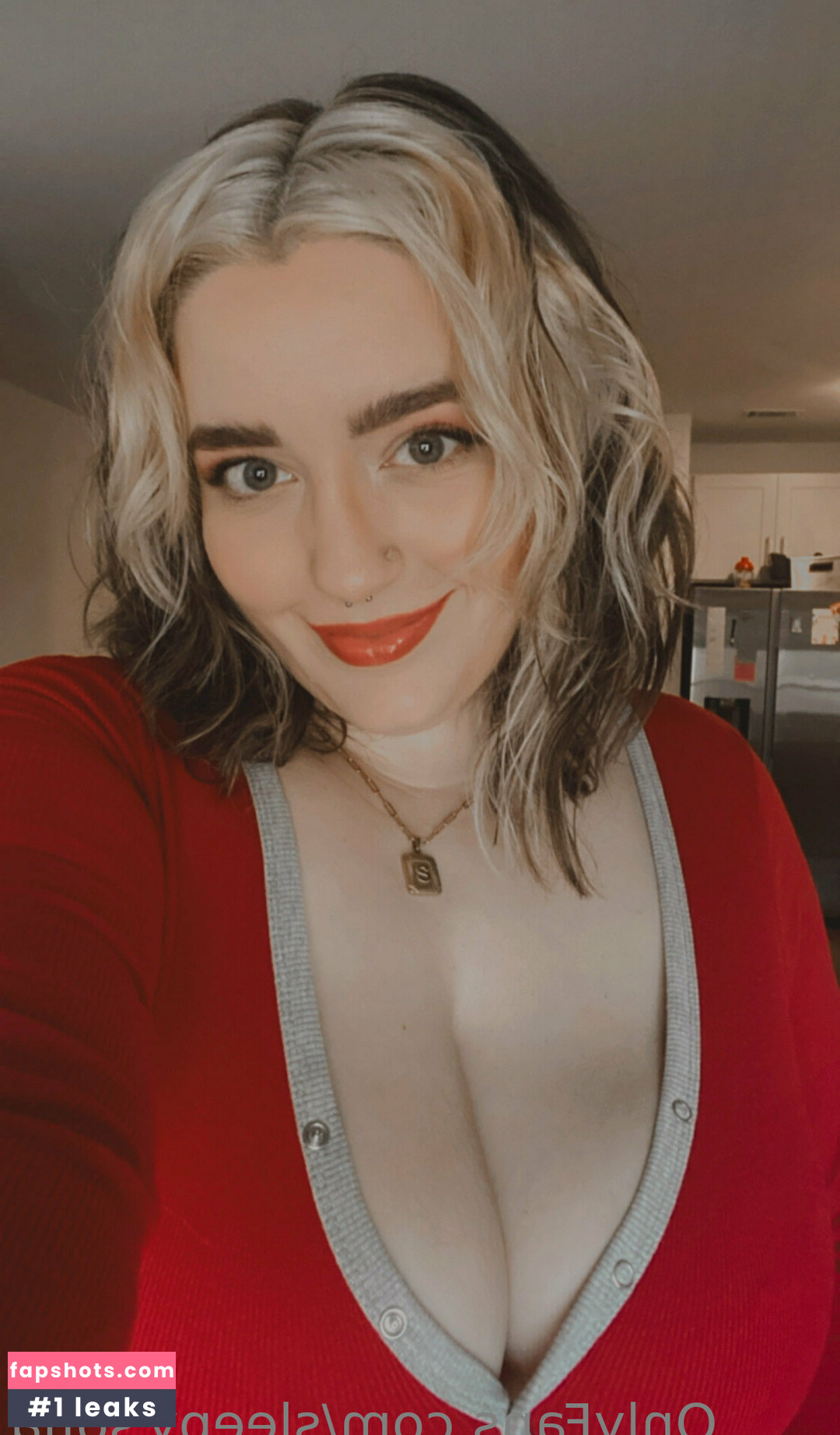 sleepy.sofia gallery photo #4