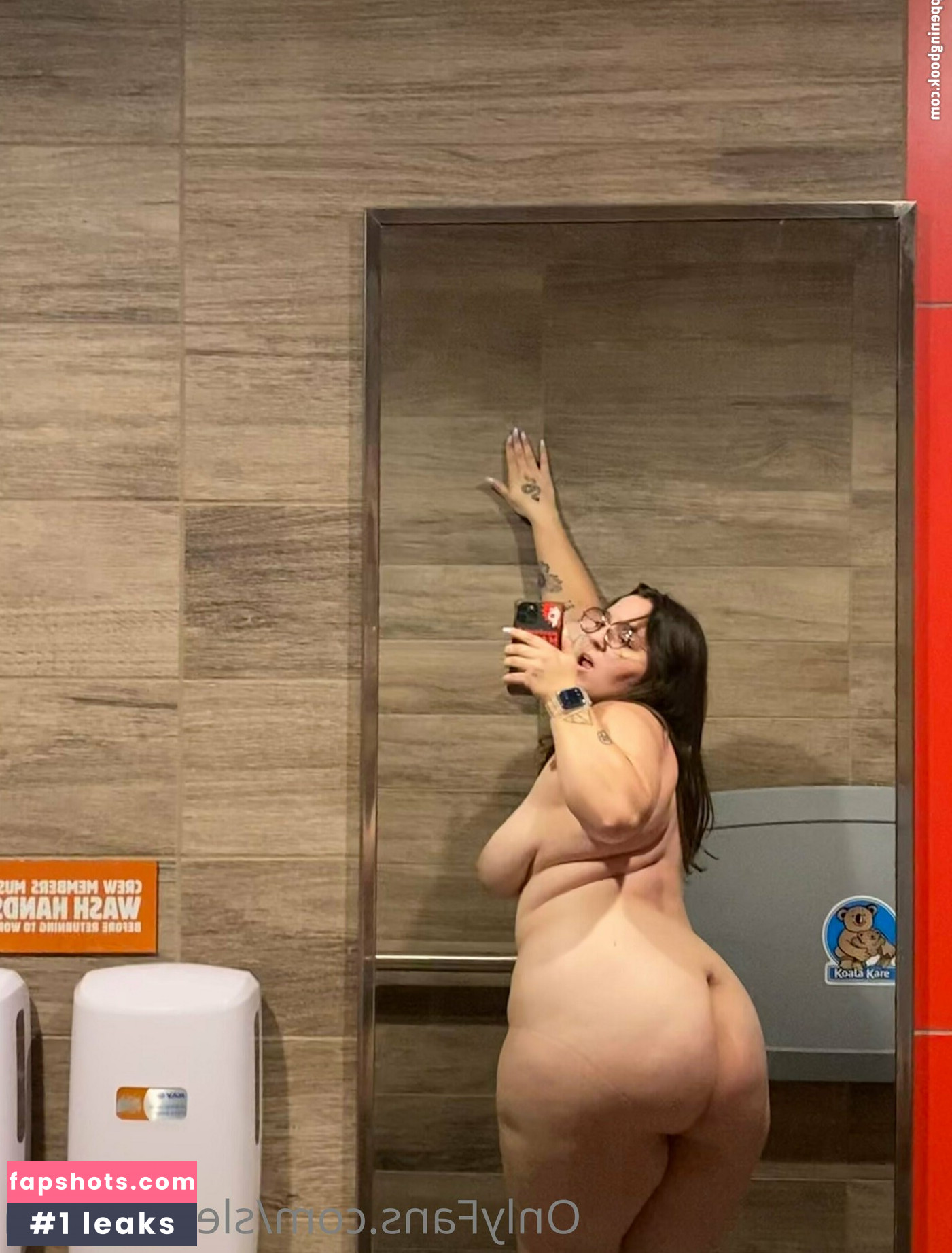 sleepy.sofia gallery photo #42