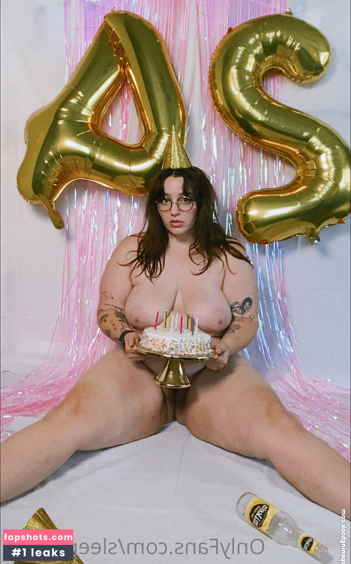 sleepy.sofia gallery photo #47