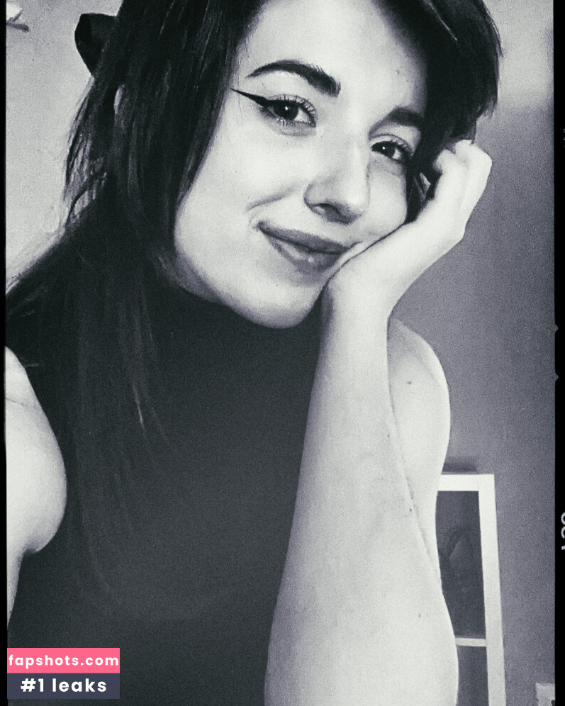 Slight Sounds Nahé úniky fotek pouze od fanoušků #17 - Fapshots