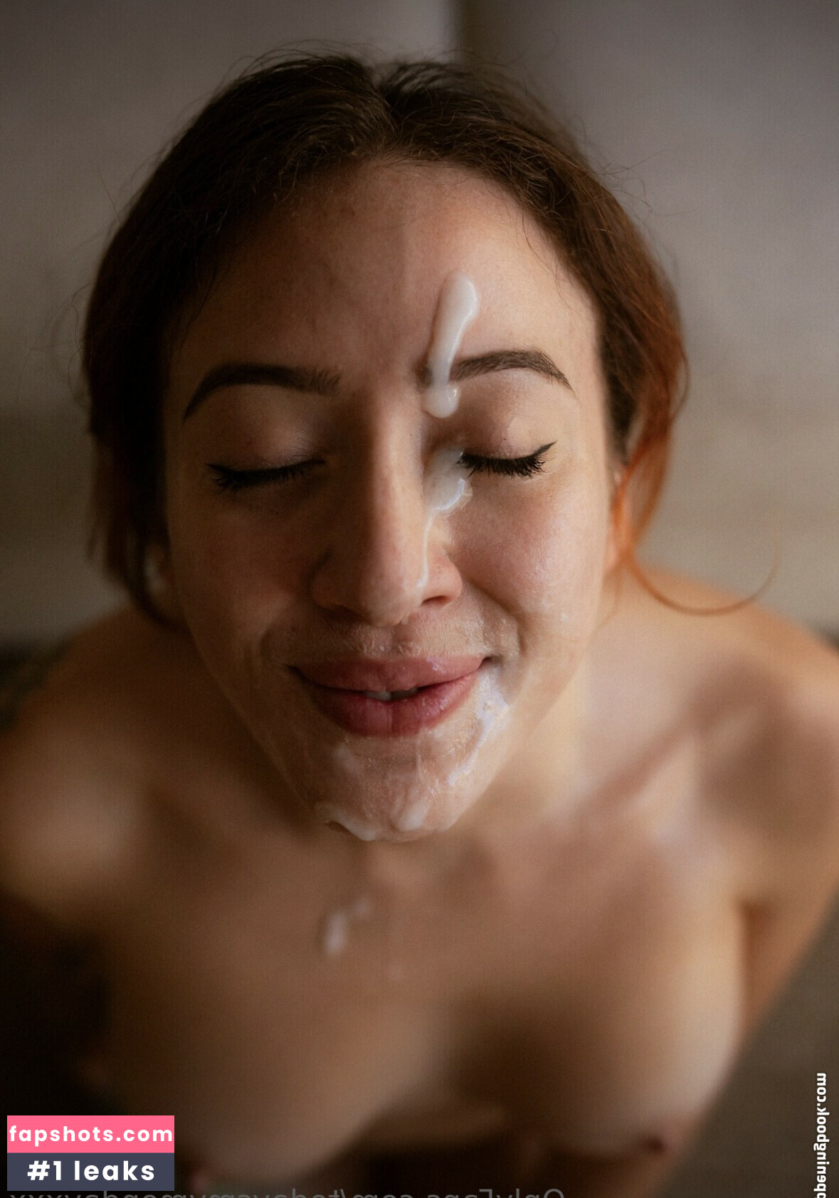 Slimthiqqie nude babe gallery