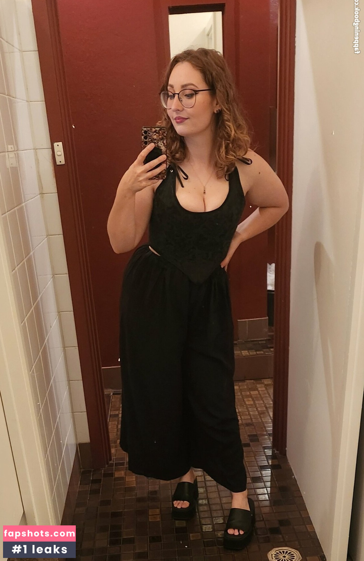 Slipperygoblin gallery photo #12