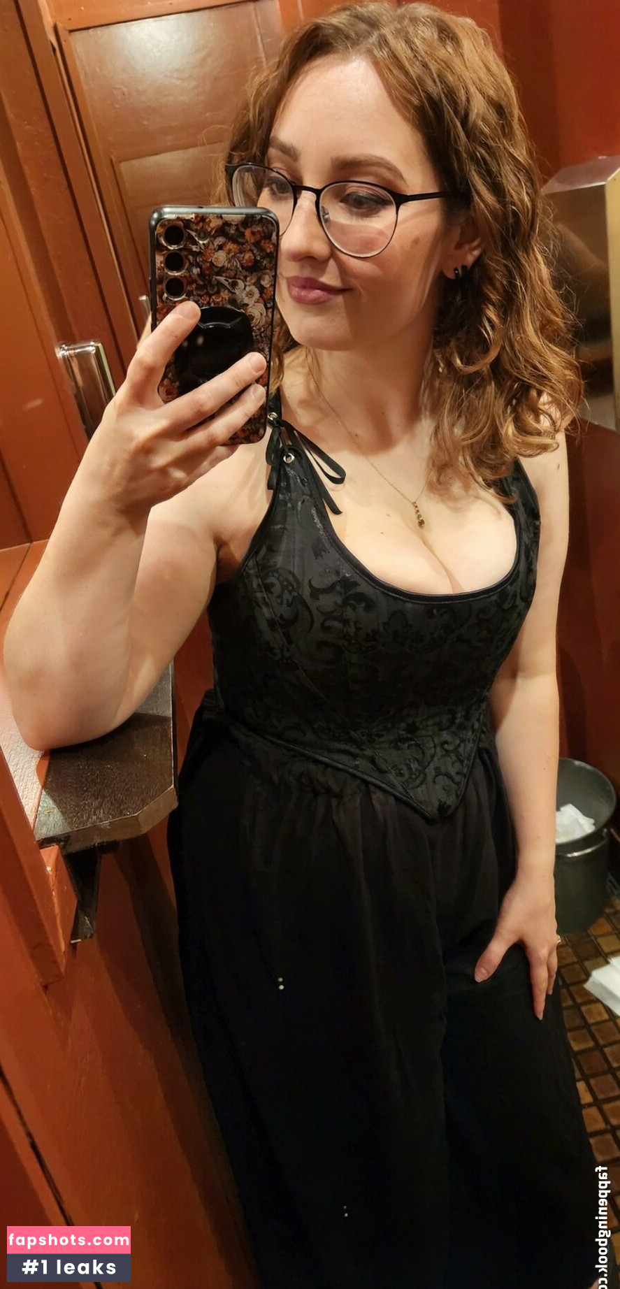 Slipperygoblin gallery photo #21