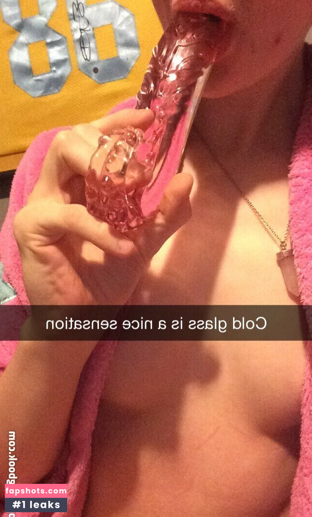 Slut4werewolves gallery photo #13