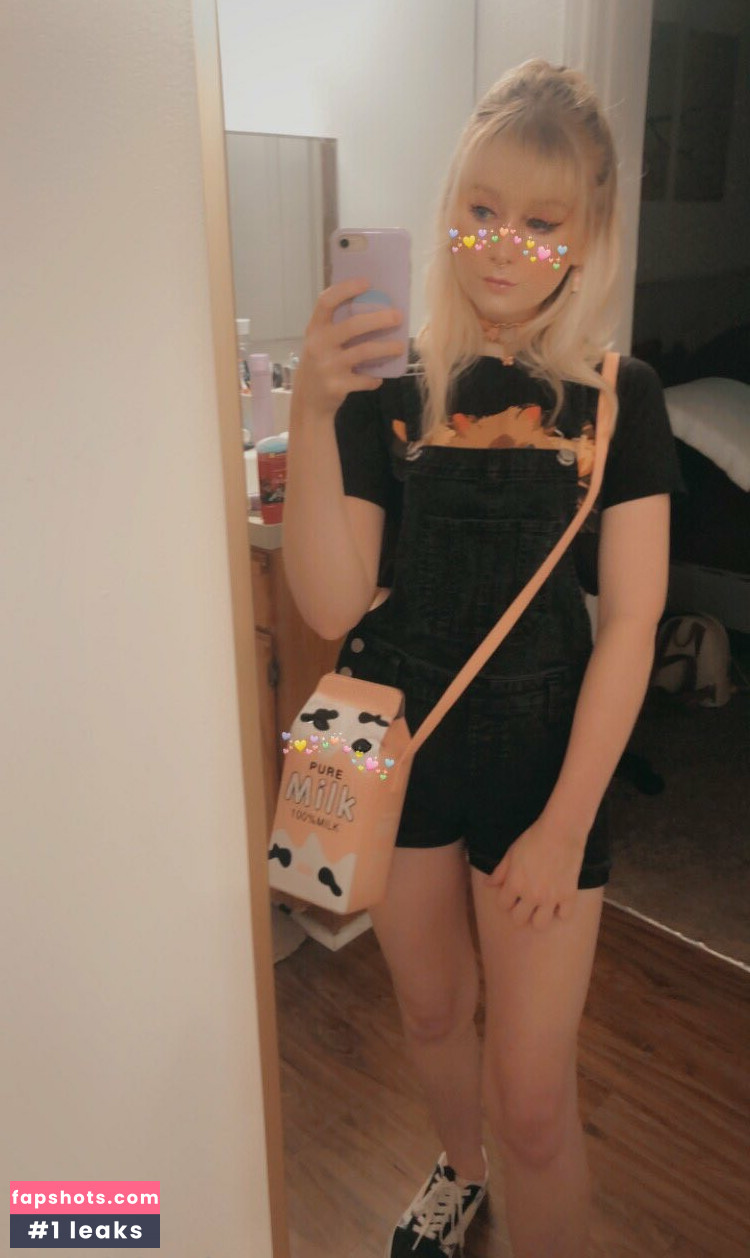 Slut4werewolves gallery photo #32