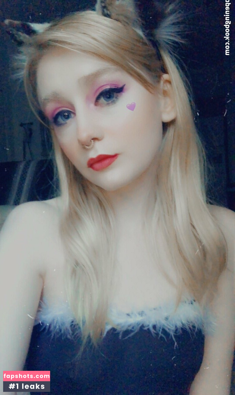 Slut4werewolves gallery photo #36