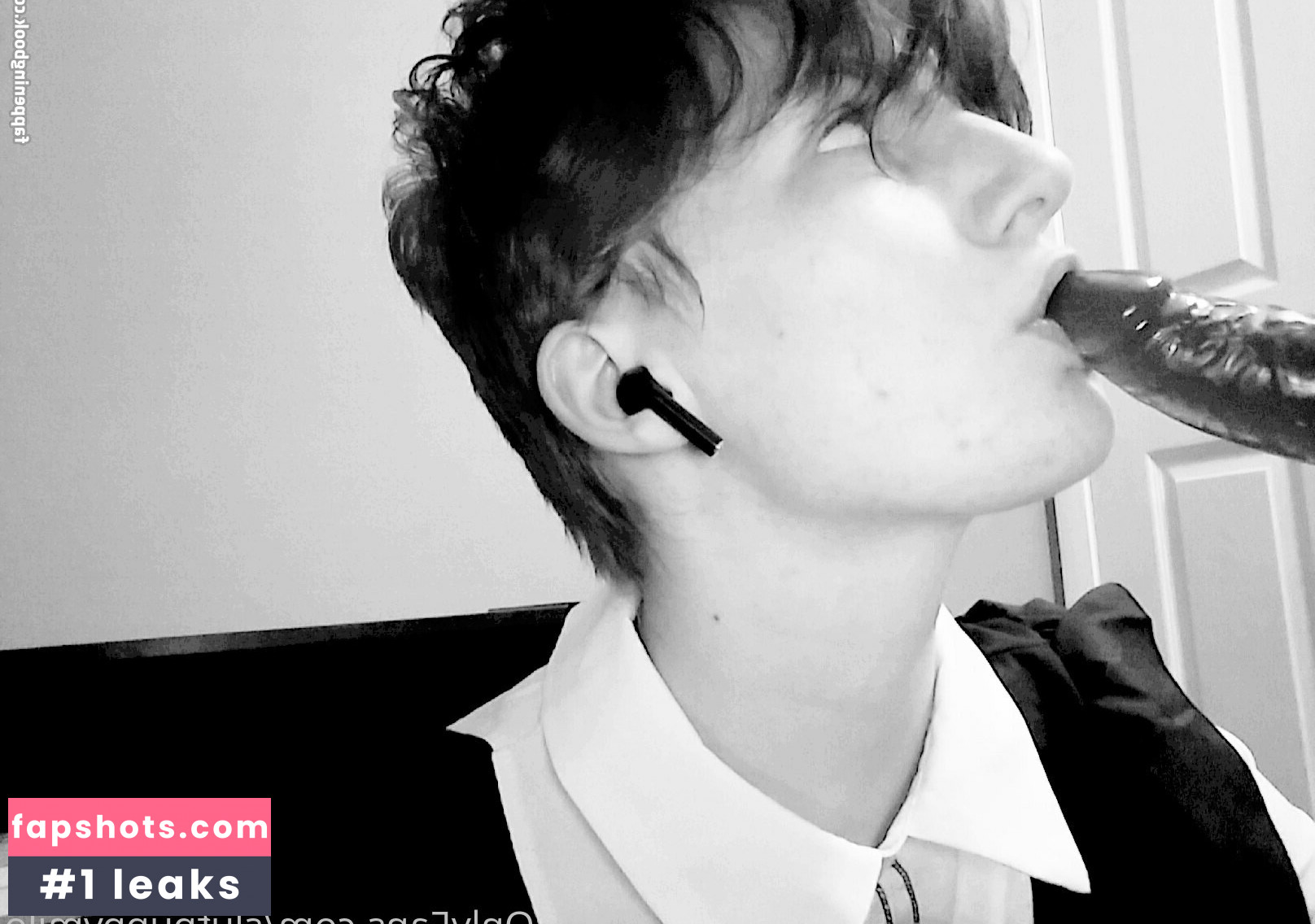 slutpuppymilo gallery photo #17