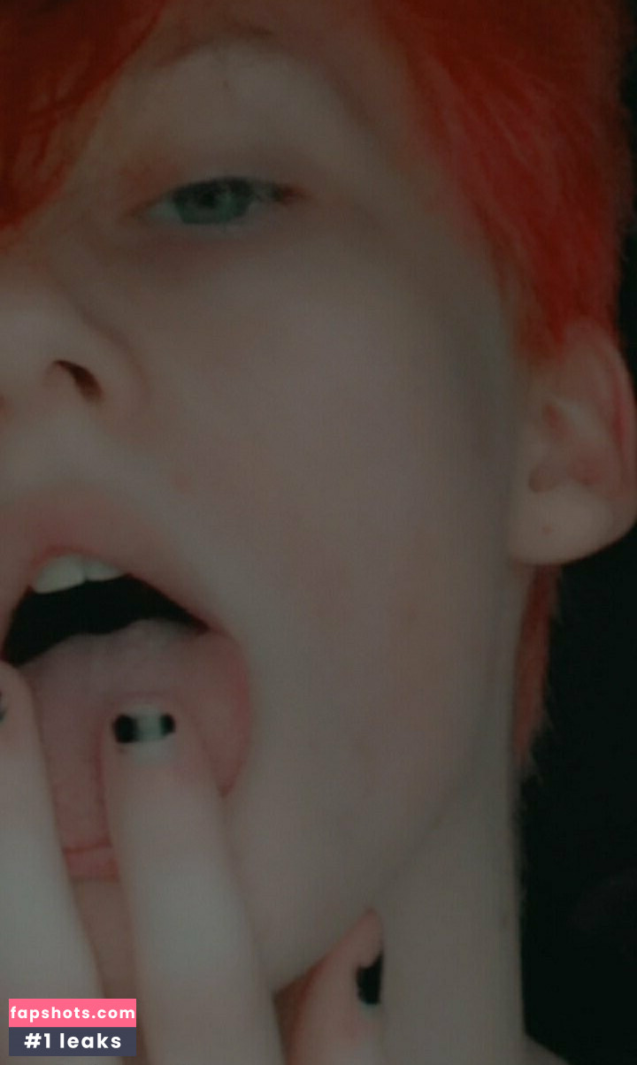 slutpuppymilo gallery photo #21