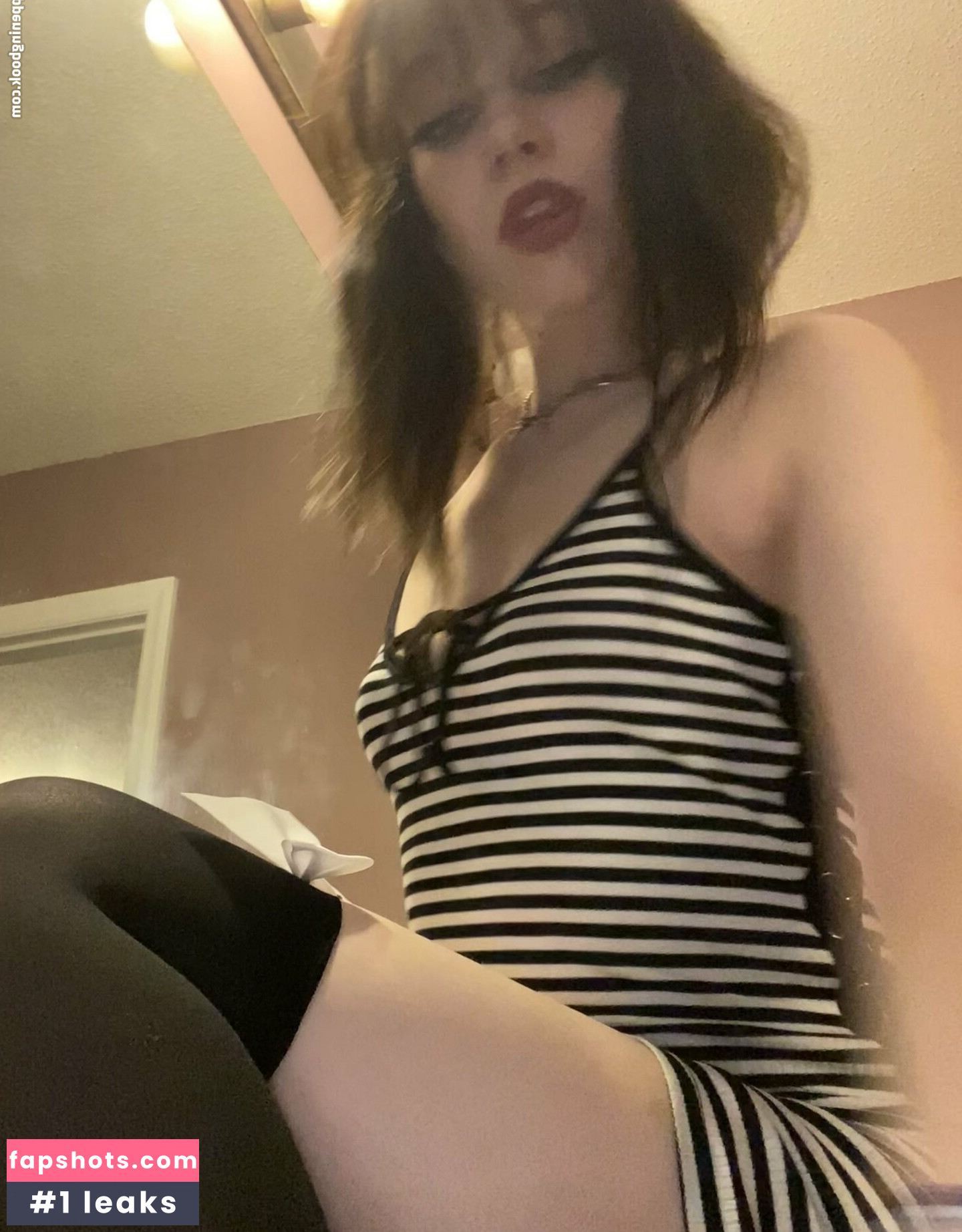 sluttylilypad Nude Leaks OnlyFans Photos #12 - LeakJerk