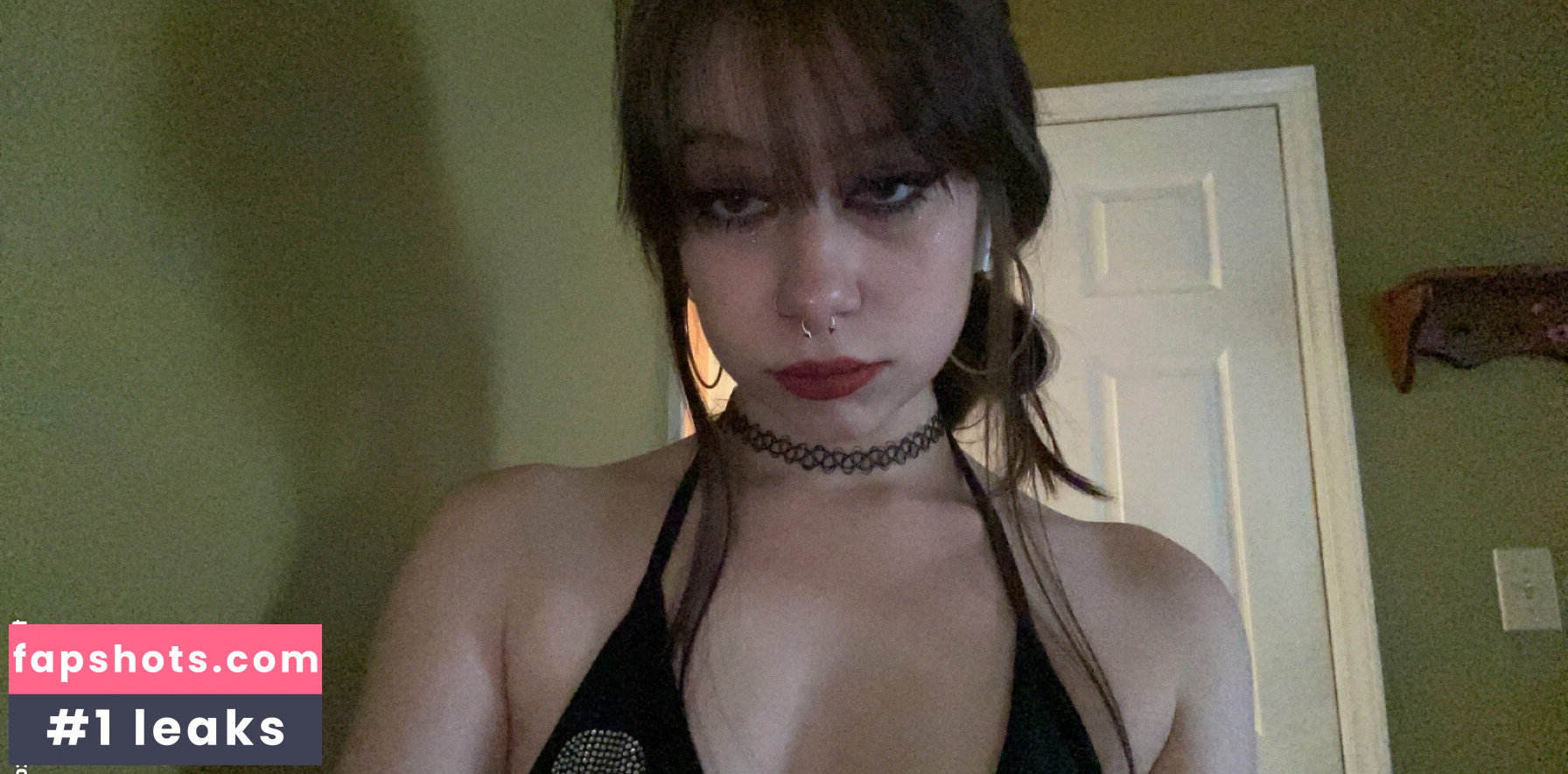 sluttylilypad Nude Leaks OnlyFans Photos #14 - LeakJerk