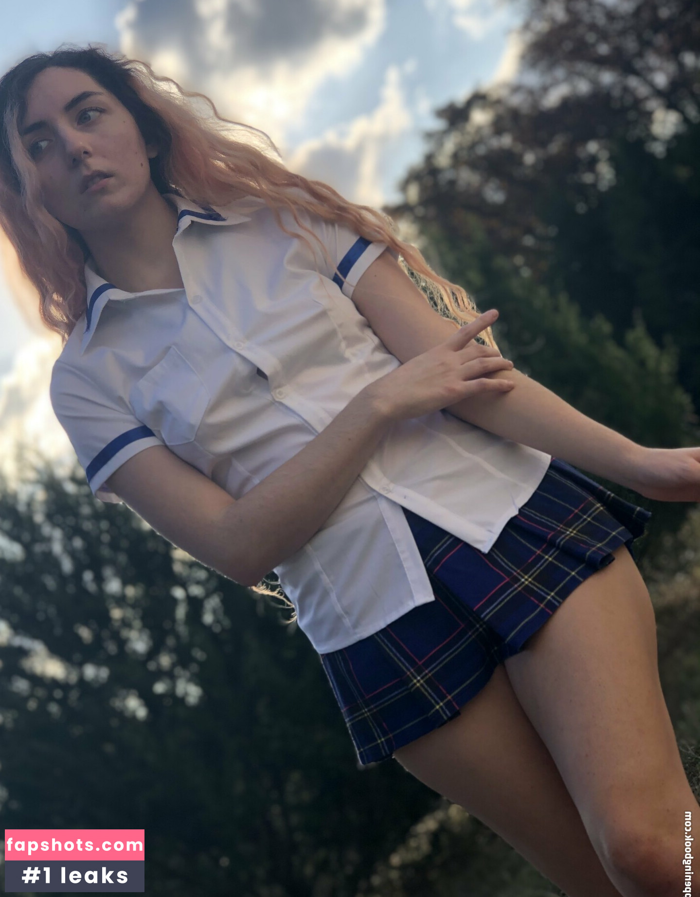 sluttytsundere gallery photo #31