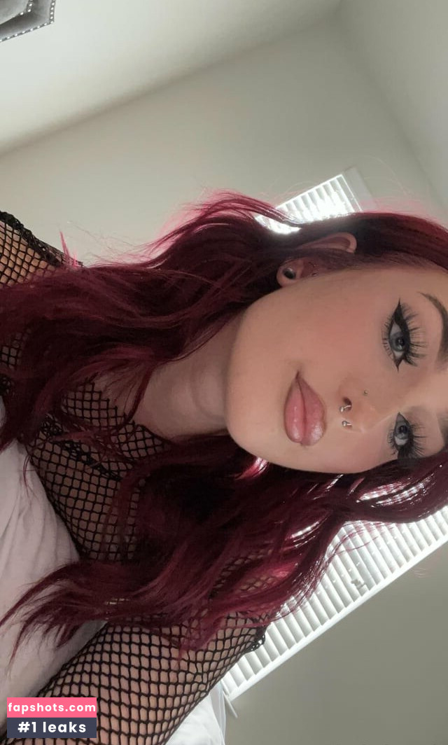 Smallredheadgirl nude babe gallery