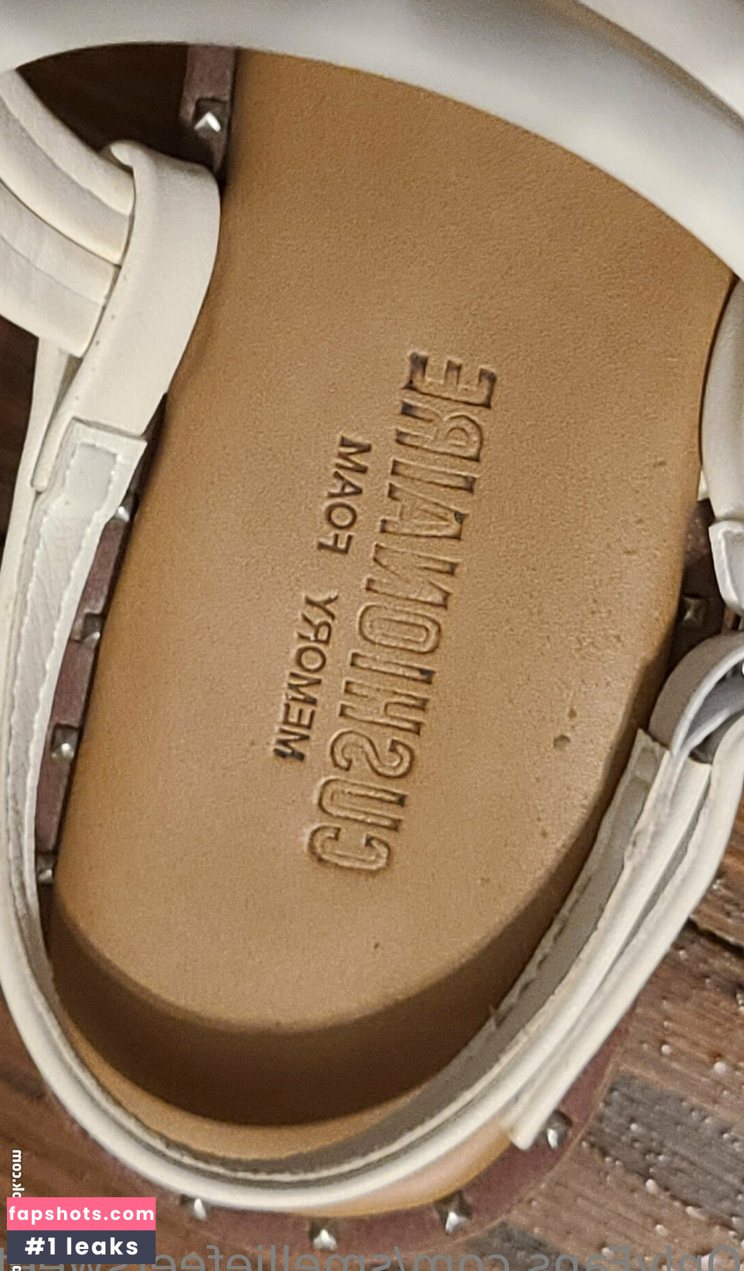 smelliefeetsweetie gallery photo #18