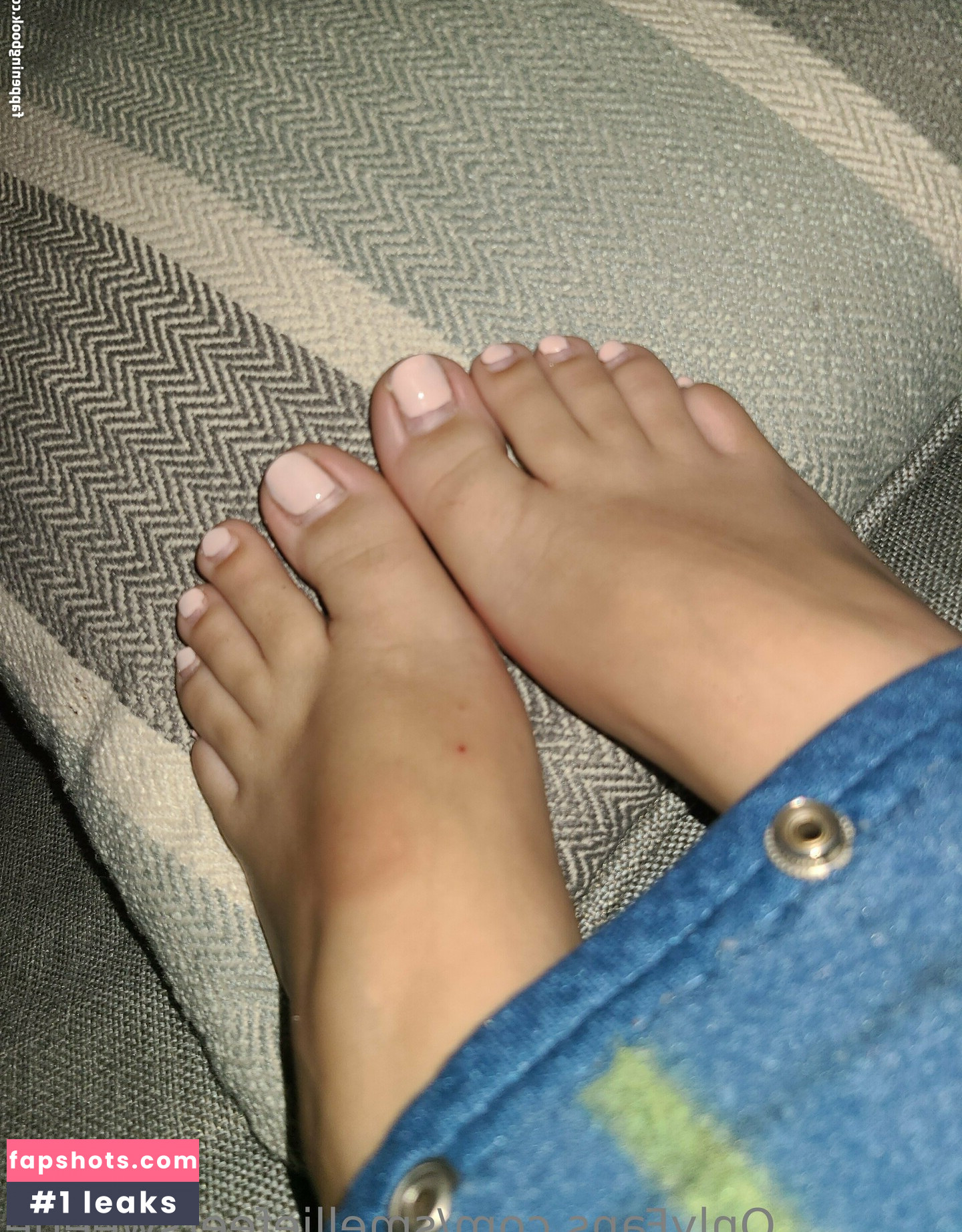 smelliefeetsweetie gallery photo #37